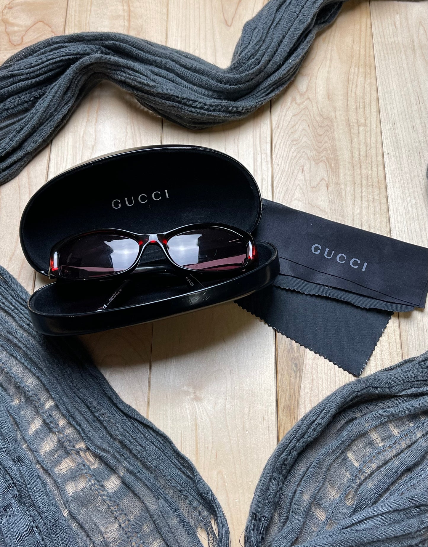 2000s Gucci GG Interlock Logo Sunglasses