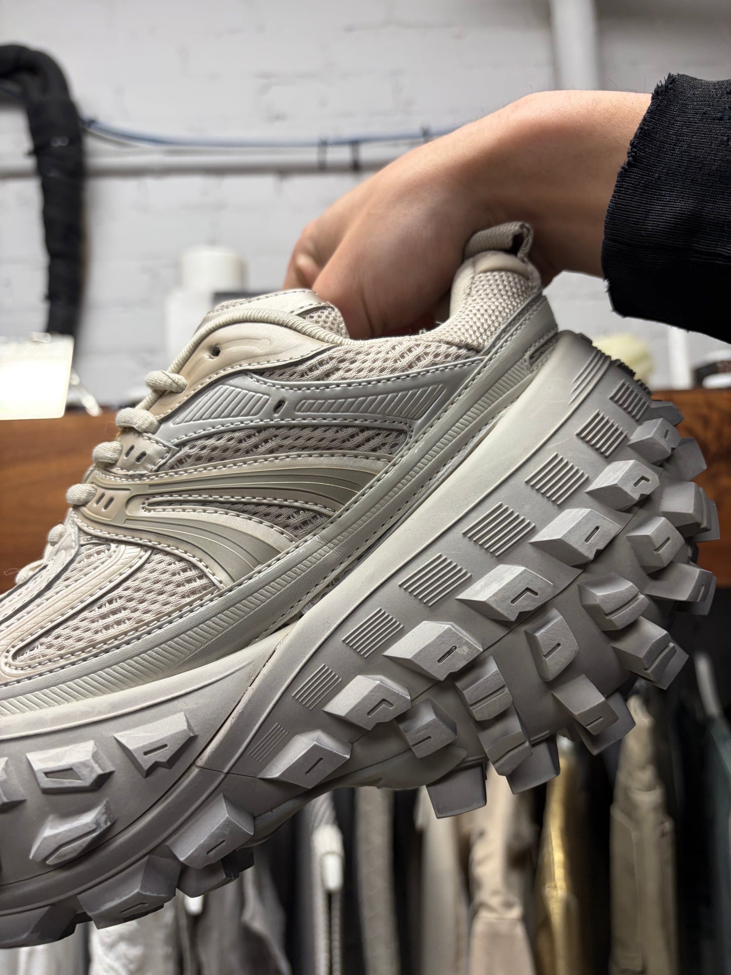 Balenciaga ‘Defender’ Tire Track Sole ‘Bounce’ Low Top Sneakers