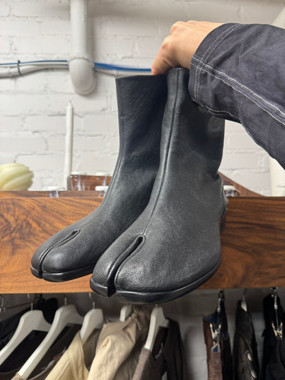 Maison Margiela ‘Tabi’ Split Toe Leather ‘Low Heel’ Boots
