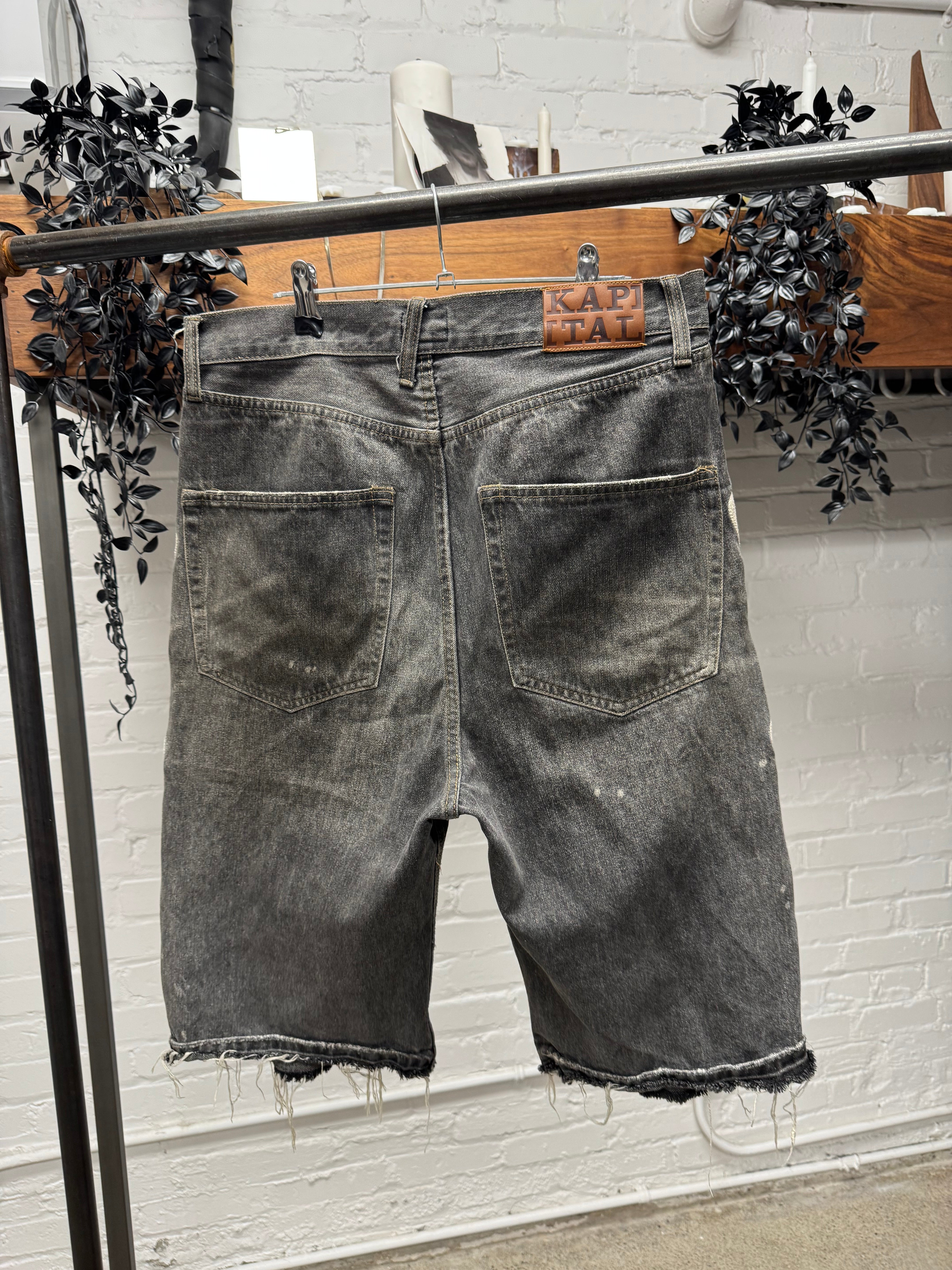 カタコママ　36サイズ Kapital Grey 14oz 'Bone Denim' Cutoff Shorts – Alex Maxamenko