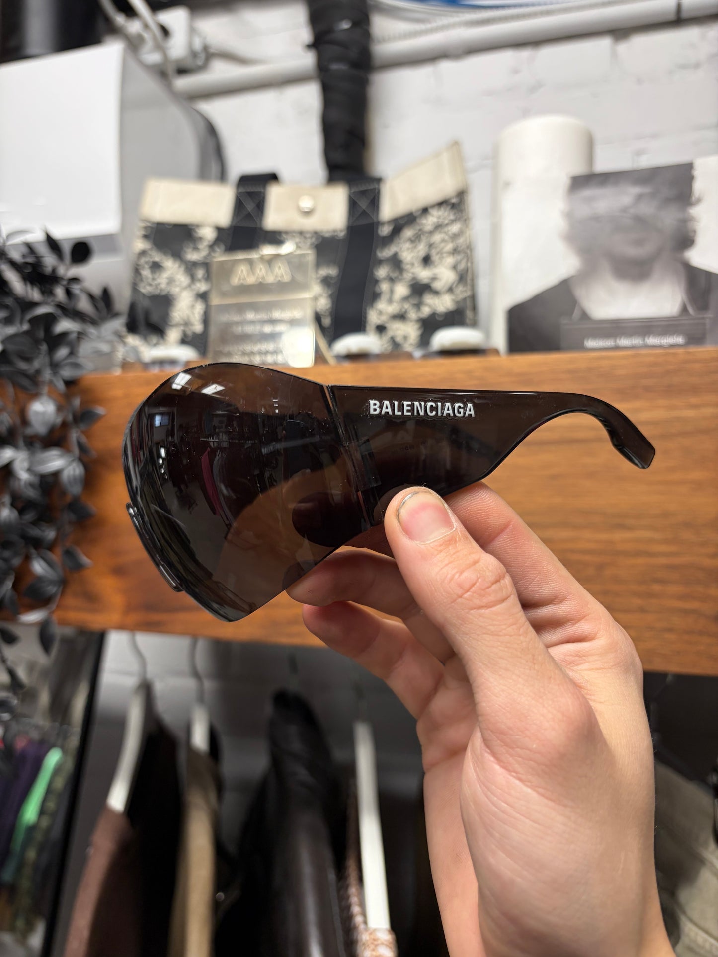 Balenciaga ‘Mask Butterfly 0180S’ Shield Style Rimless Sunglasses