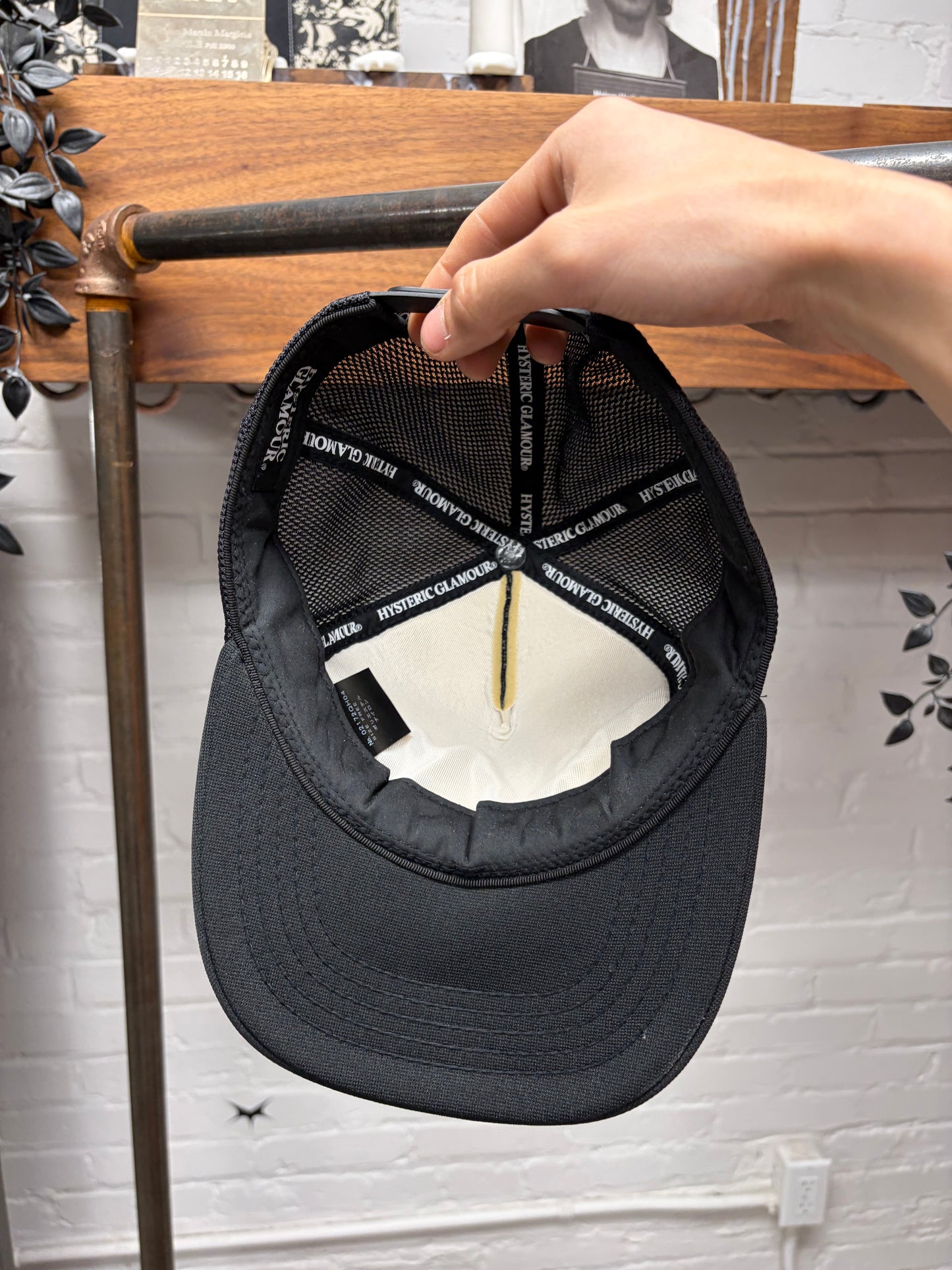 Hysteric Glamour ‘Island Dreams’ Mesh Trucker Hat