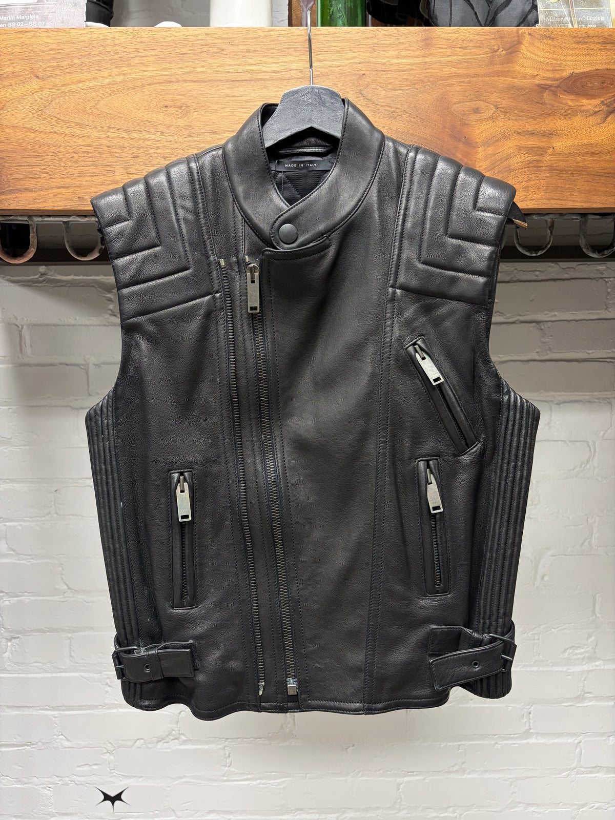 Gucci by Tom Ford Mens Lambskin Leather Black Zipper Detailed Biker Vest