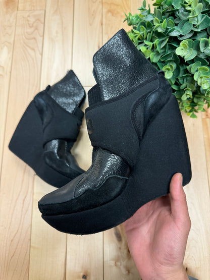 Yohji Yamamoto x Adidas Y3 Black Wedge Heels