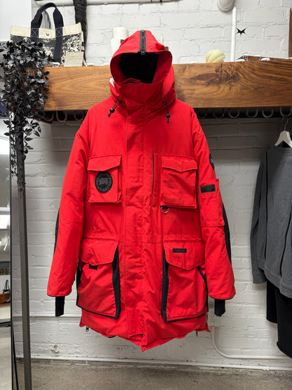 AW2017 Vetements x Canada Goose Split Hood Parka