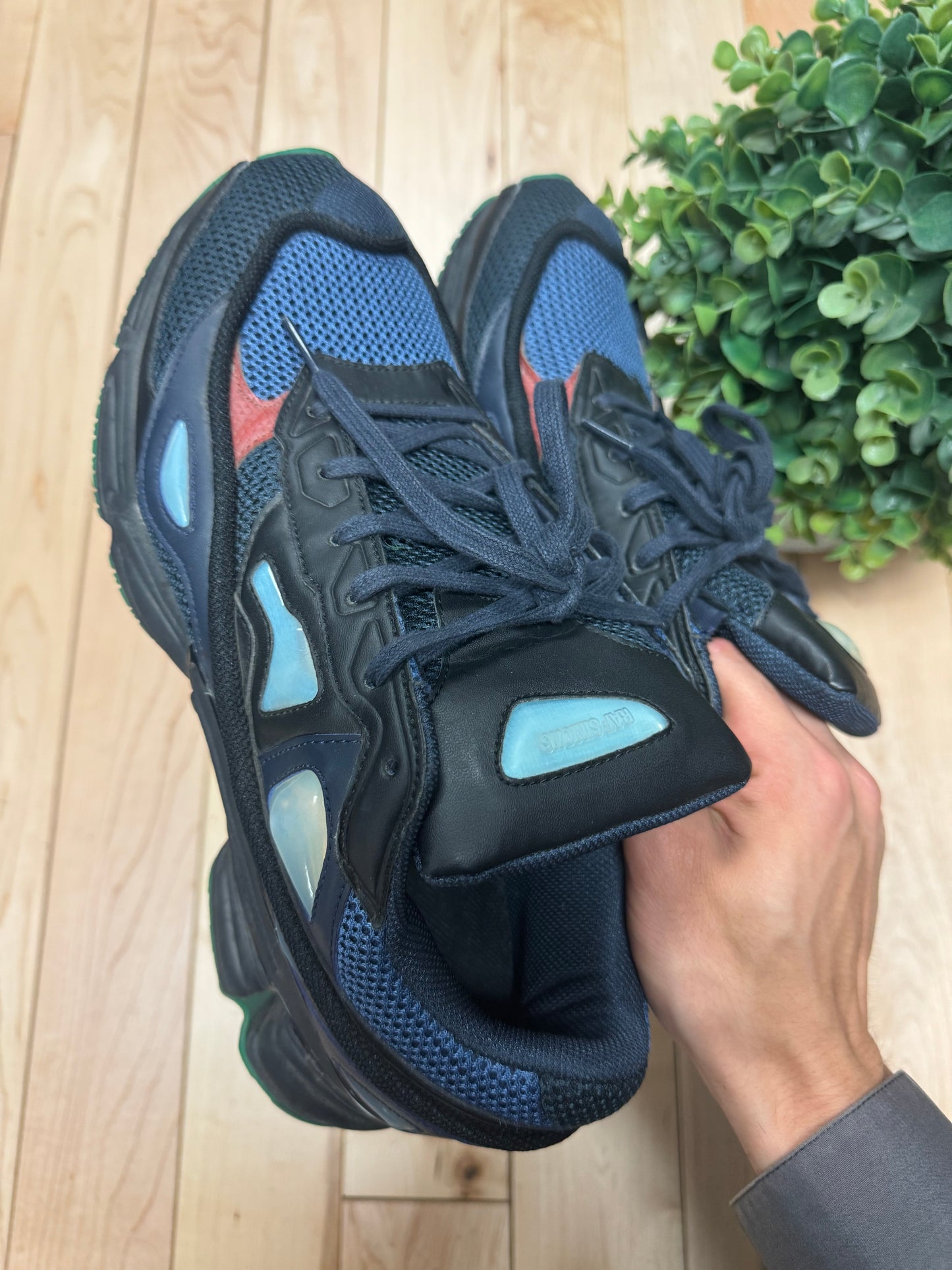 Raf Simons Ozweegos V2 ‘Night Marine’ Low Top Sneakers