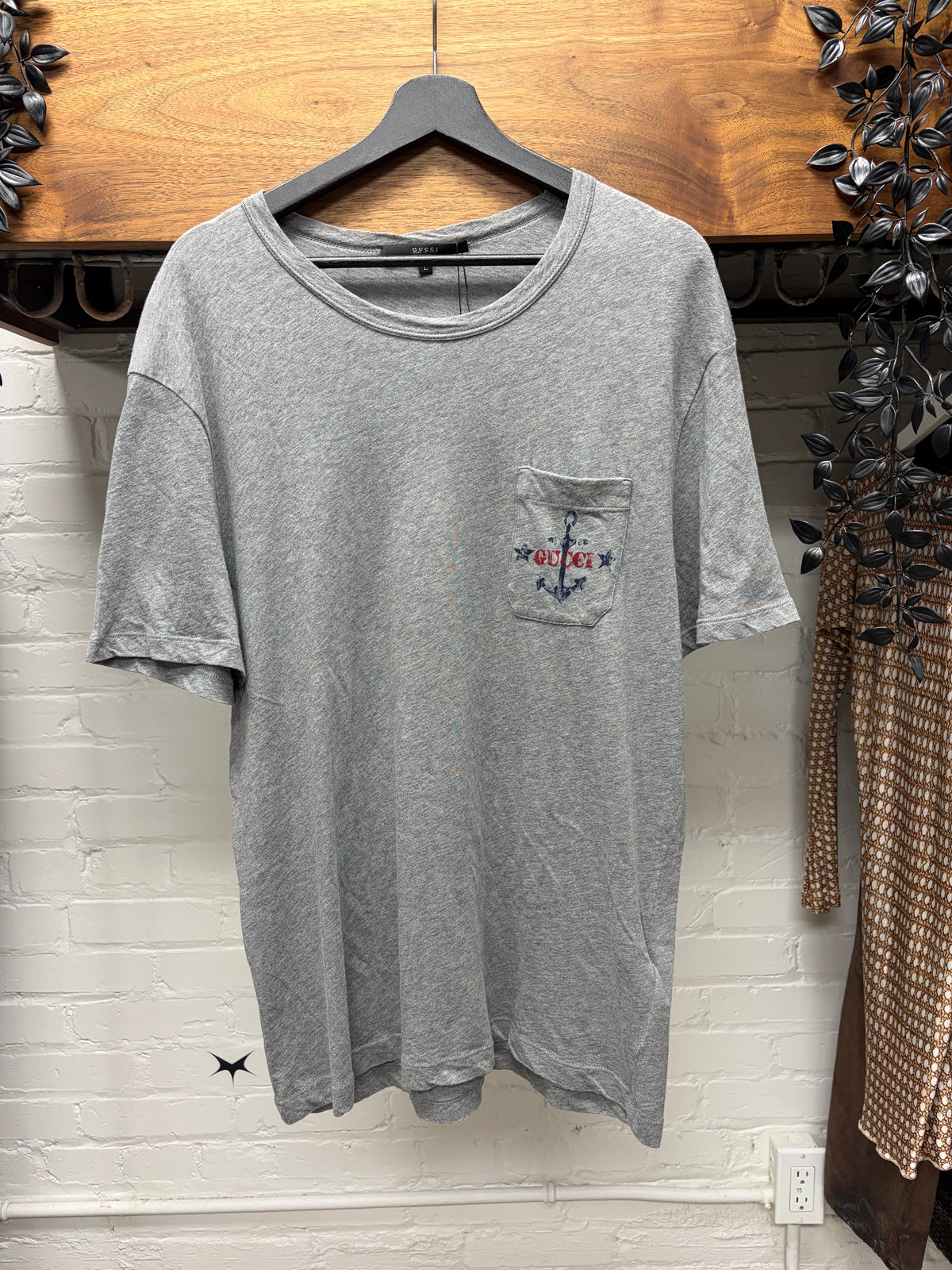 2000s Gucci ‘Anchor Logo’ Heather Grey Short Sleeve Pocket T-Shirt
