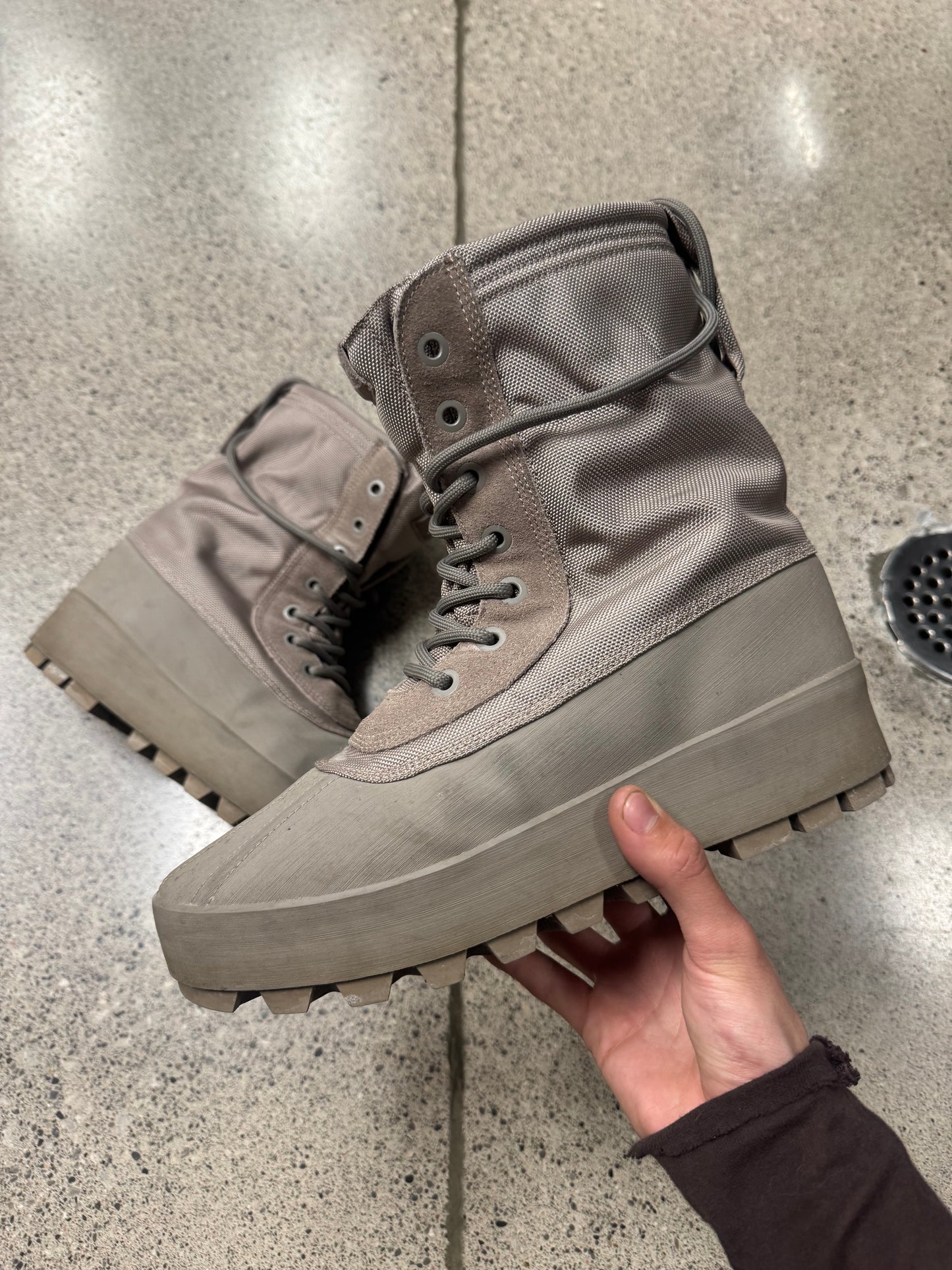 Yeezy 950 ‘Moonrock’ High Top Hunting Boots
