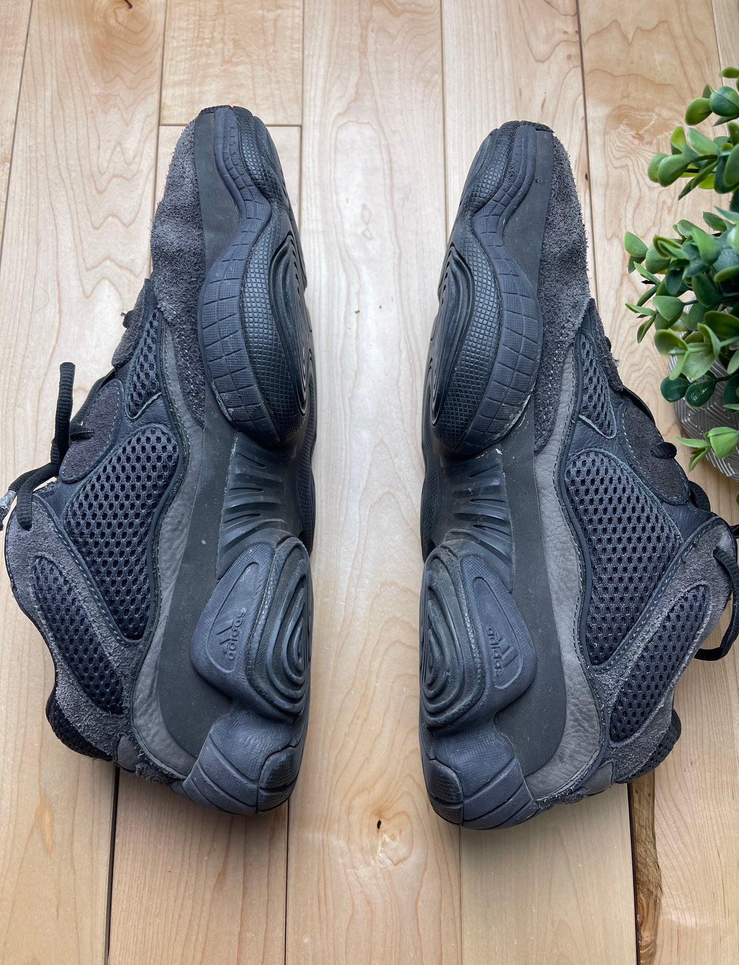 Yeezy 500 Series ‘Utility Black’ Low Top Sneakers