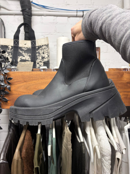 1017 Alyx 9SM Black ‘Mono’ Platform Sole Boots