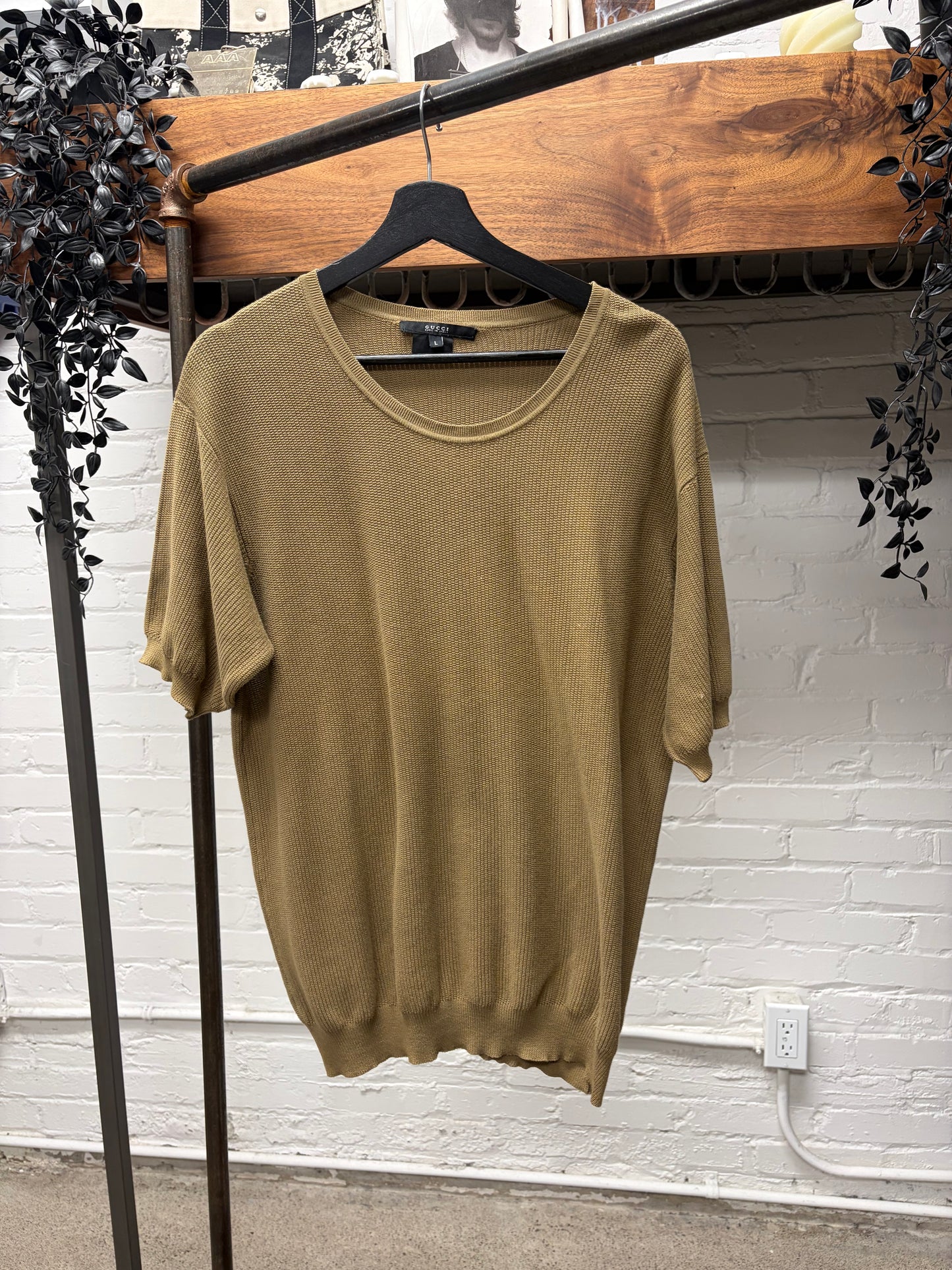 2000s Gucci Brown Wool Knit Short Sleeve Shirt
