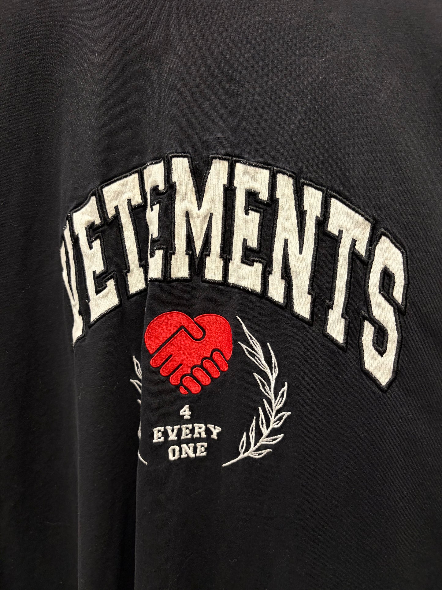 Vetements ‘Solidarity 4 Everyone’ Handshake Embroidered Black Oversized T-Shirt