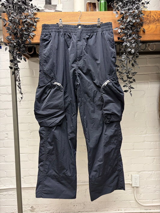 Bottega Veneta 'Tech Nylon' Exposed Zipper Straight Leg
Cargo Pants