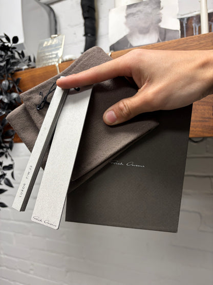 AW2023 Rick Owens ‘Luxor’ Bordeaux Leather Zip-Up Wallet