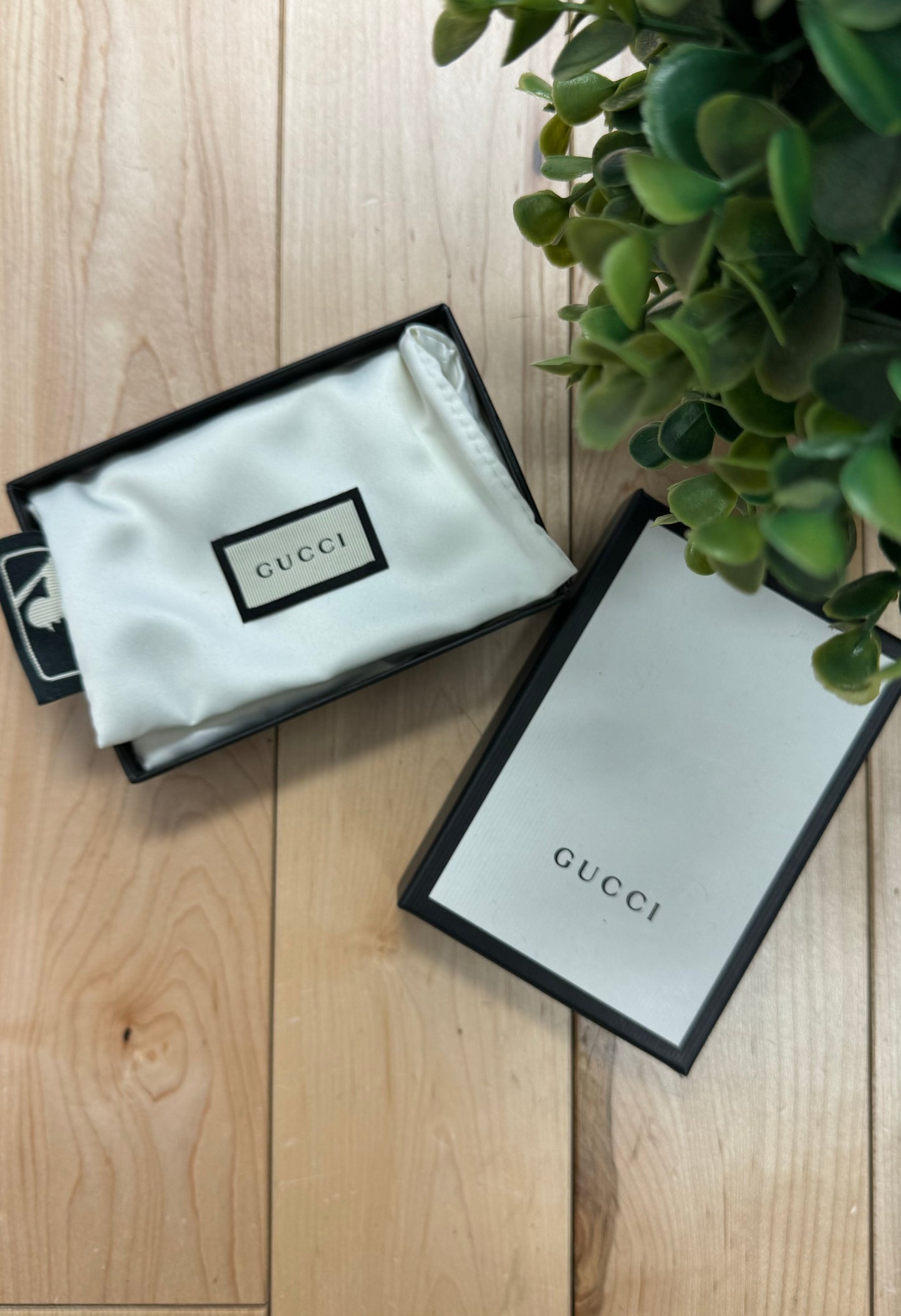 2018 Gucci x MLB New York Yankees GG Monogram Cardholder Wallet