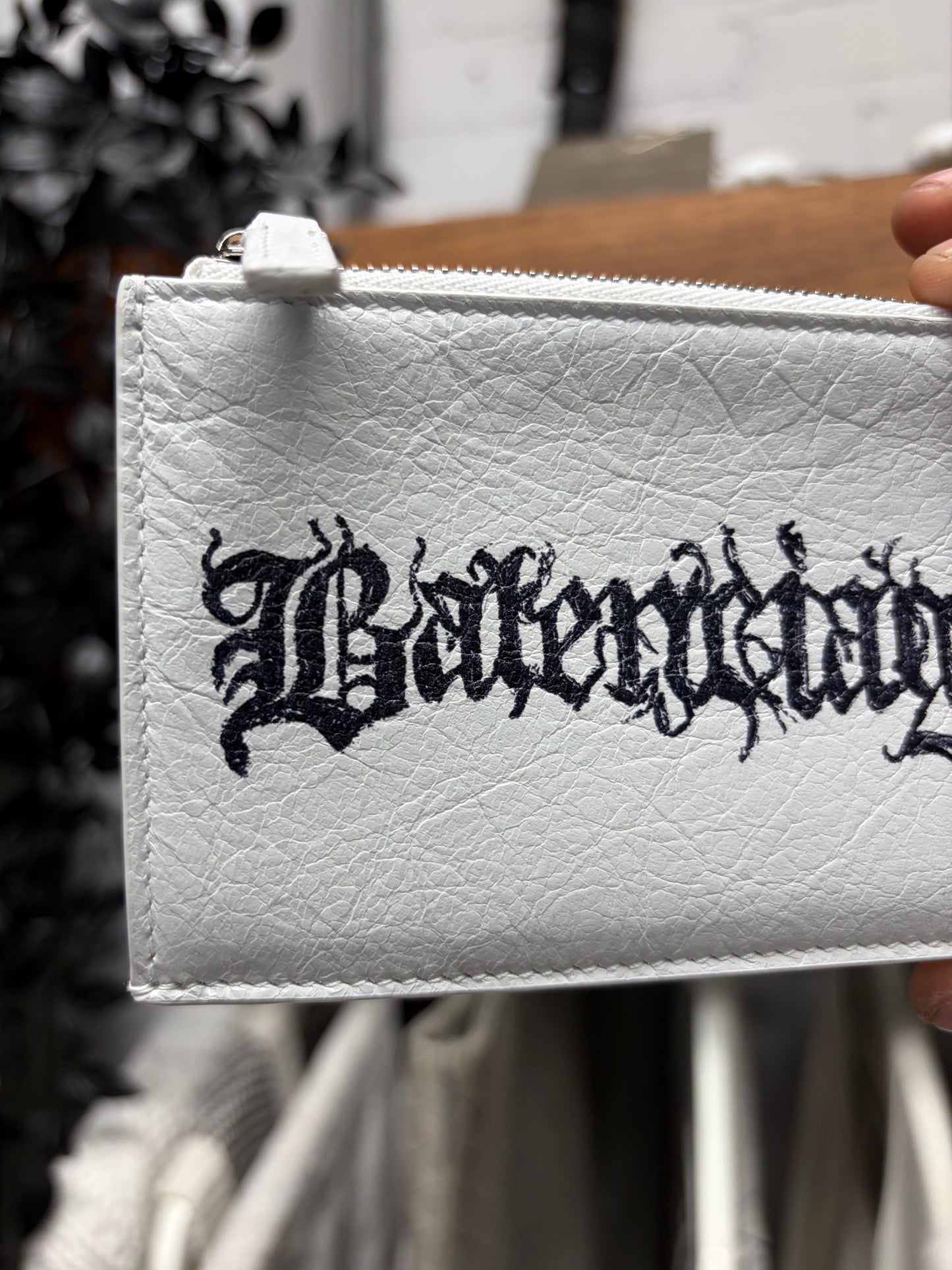 AW2023 Balenciaga ‘Heavy Metal’ White Leather Cardholder Wallet