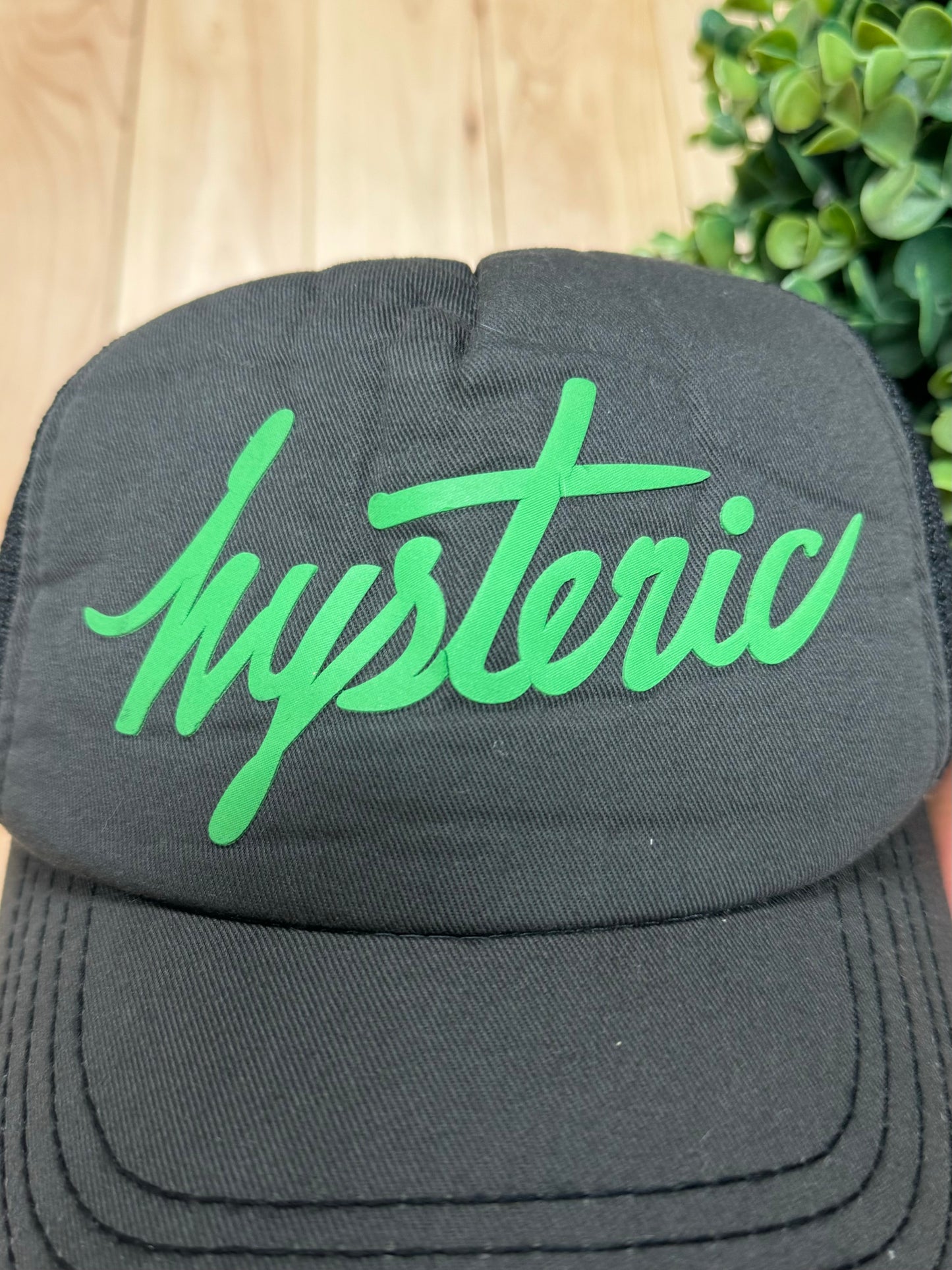 2000s Hysteric Glamour ‘Script Logo’ Mesh Trucker Hat