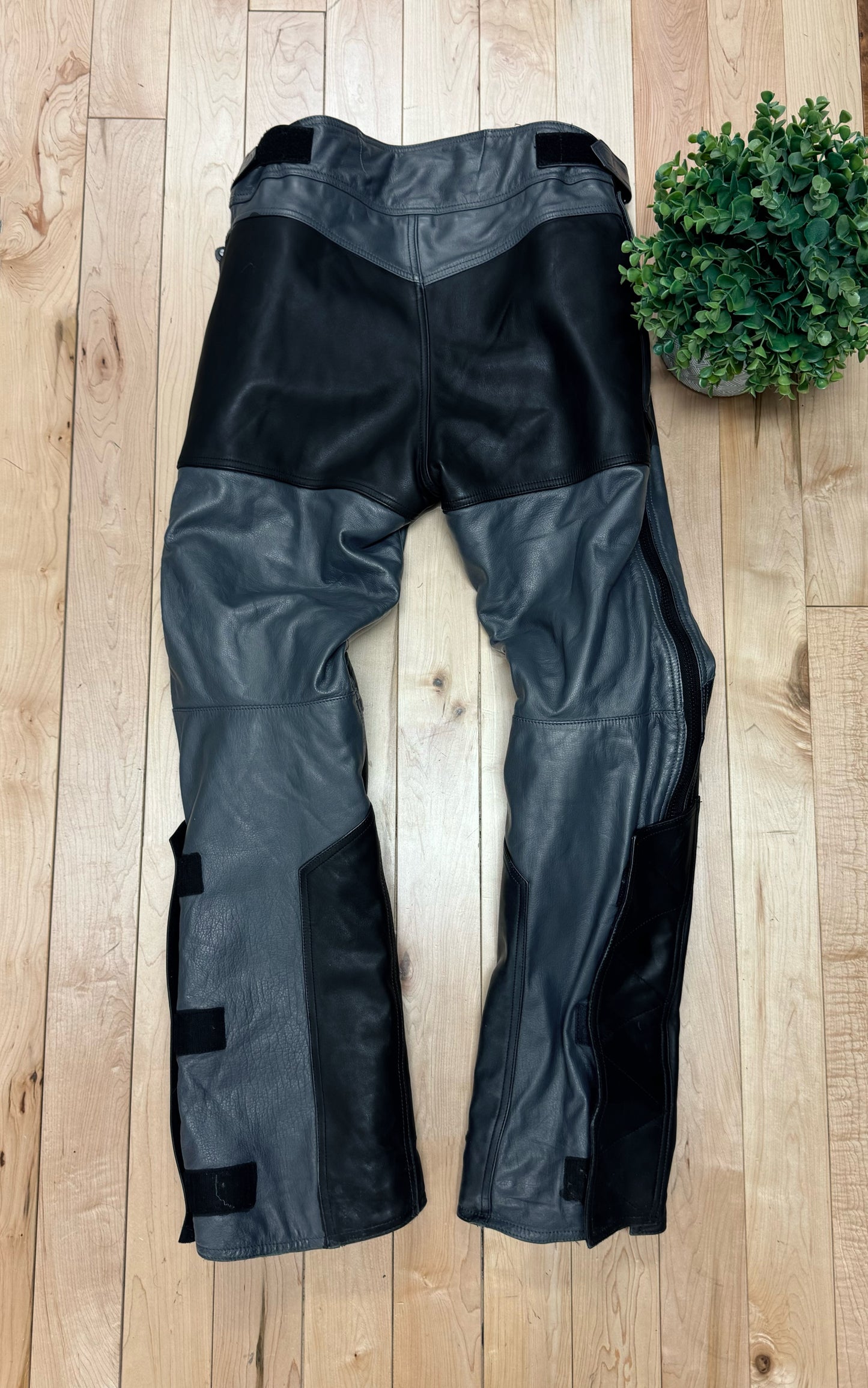 Kadoya ‘K’s Leather’ Panelled Motorcycle Armoured Pants