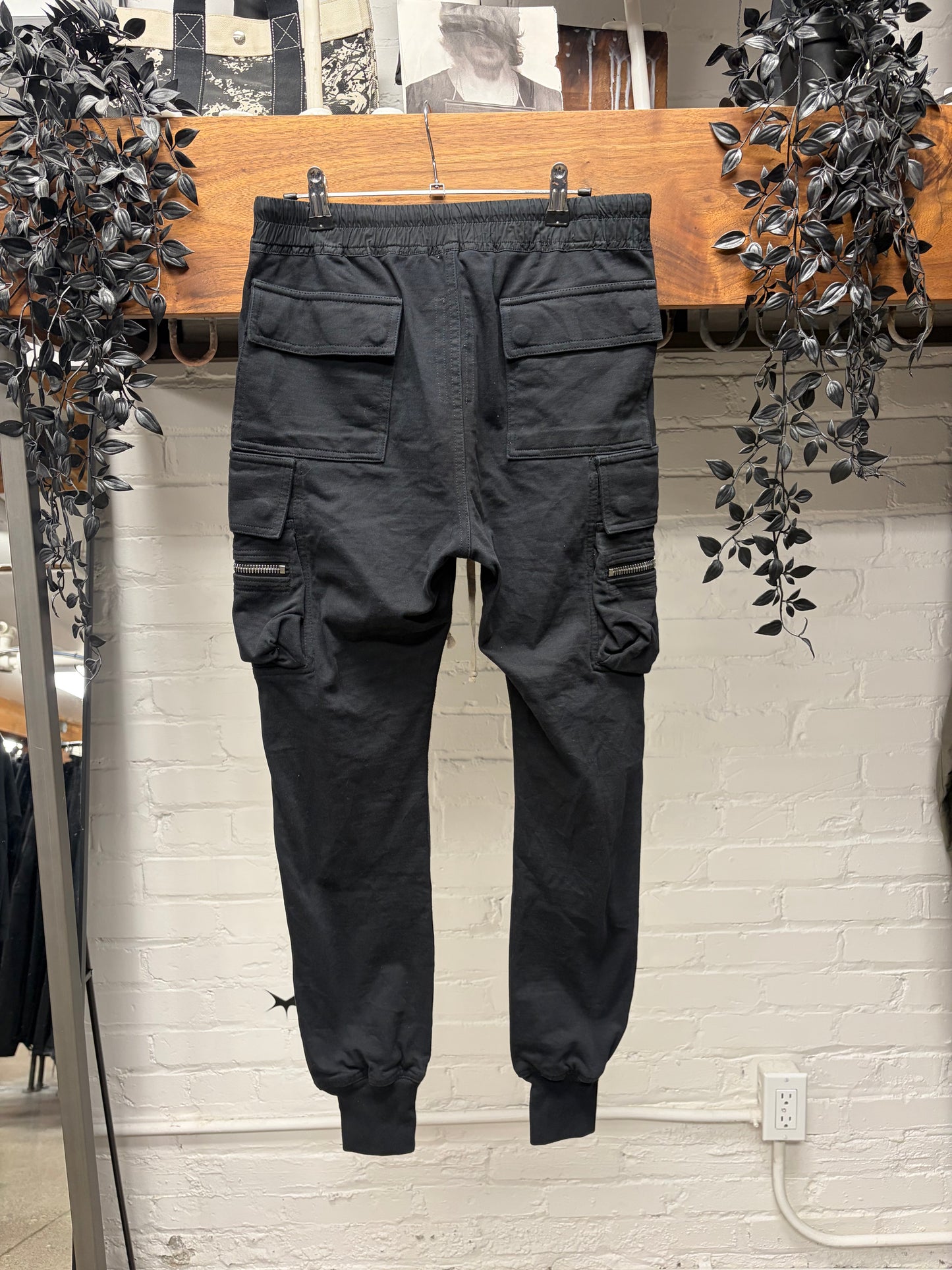 AW2018 Rick Owens ‘Sisyphus’ Black Drawstring Cargo Joggers