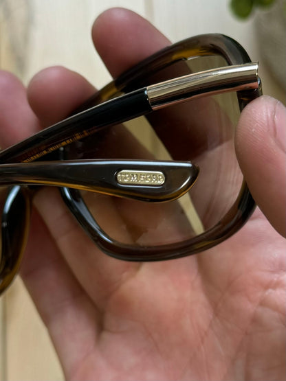 Tom Ford ‘Jennifer’ Brown Tinted Oval Sunglasses