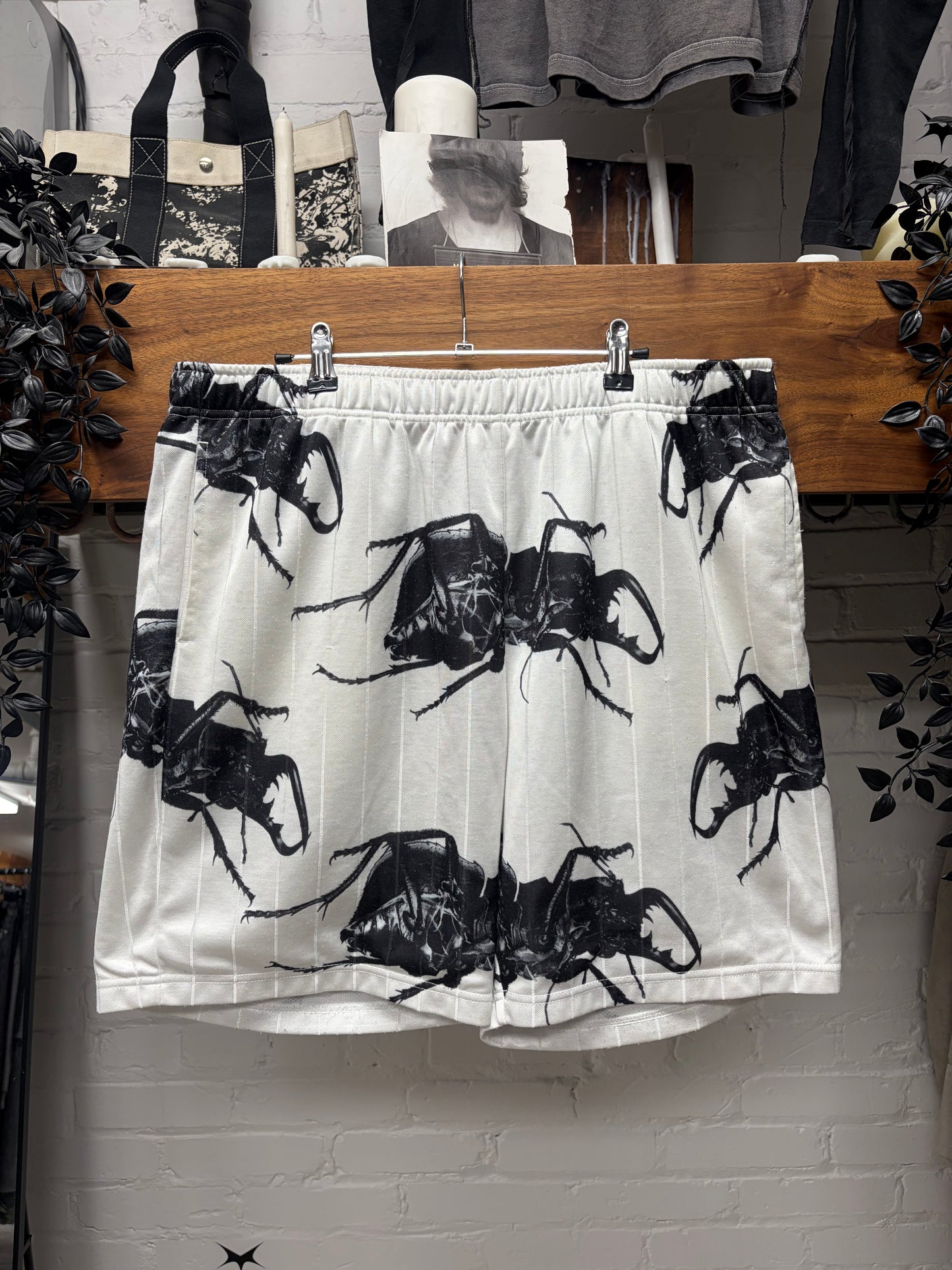 SS2021 Supreme ‘Beatle’ White Mesh Drawstring Shorts