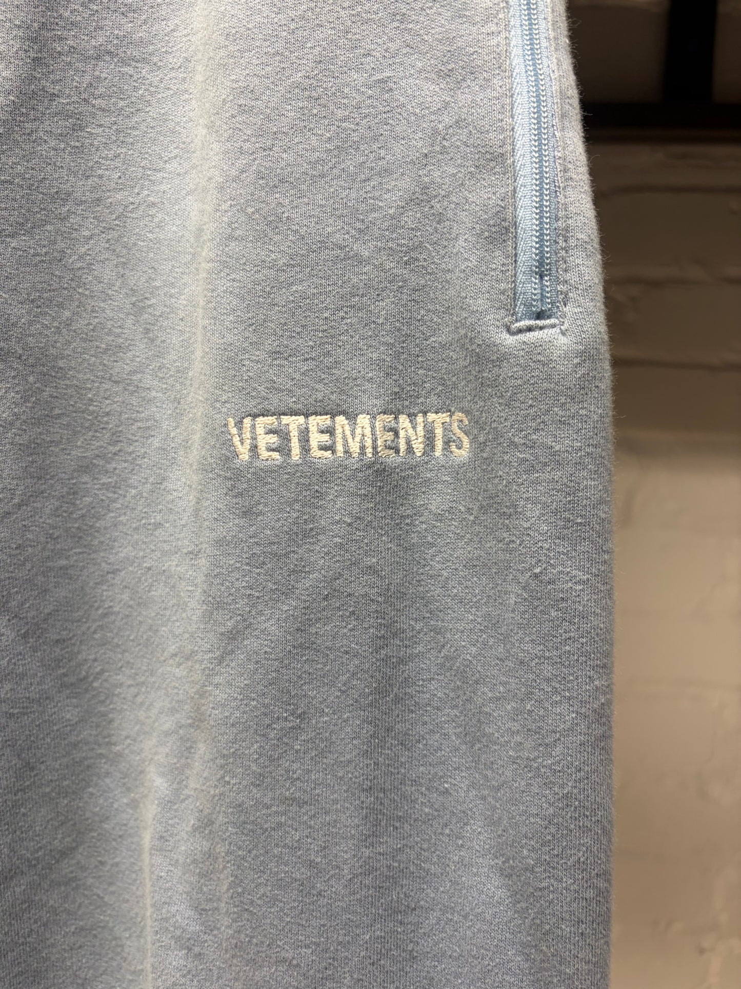 SS2018 Vetements Embroidered Logo Light Blue Sweatpants