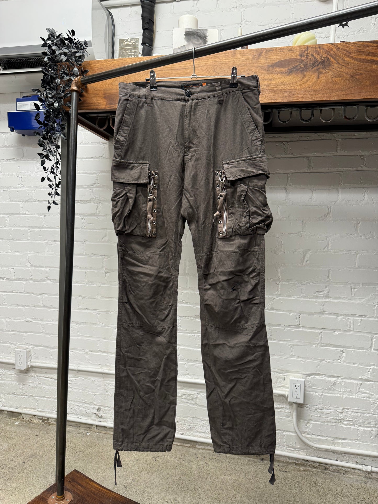 Undercover ‘Lightning Bolt’ Embroidered Logo Brown Cargo Pants