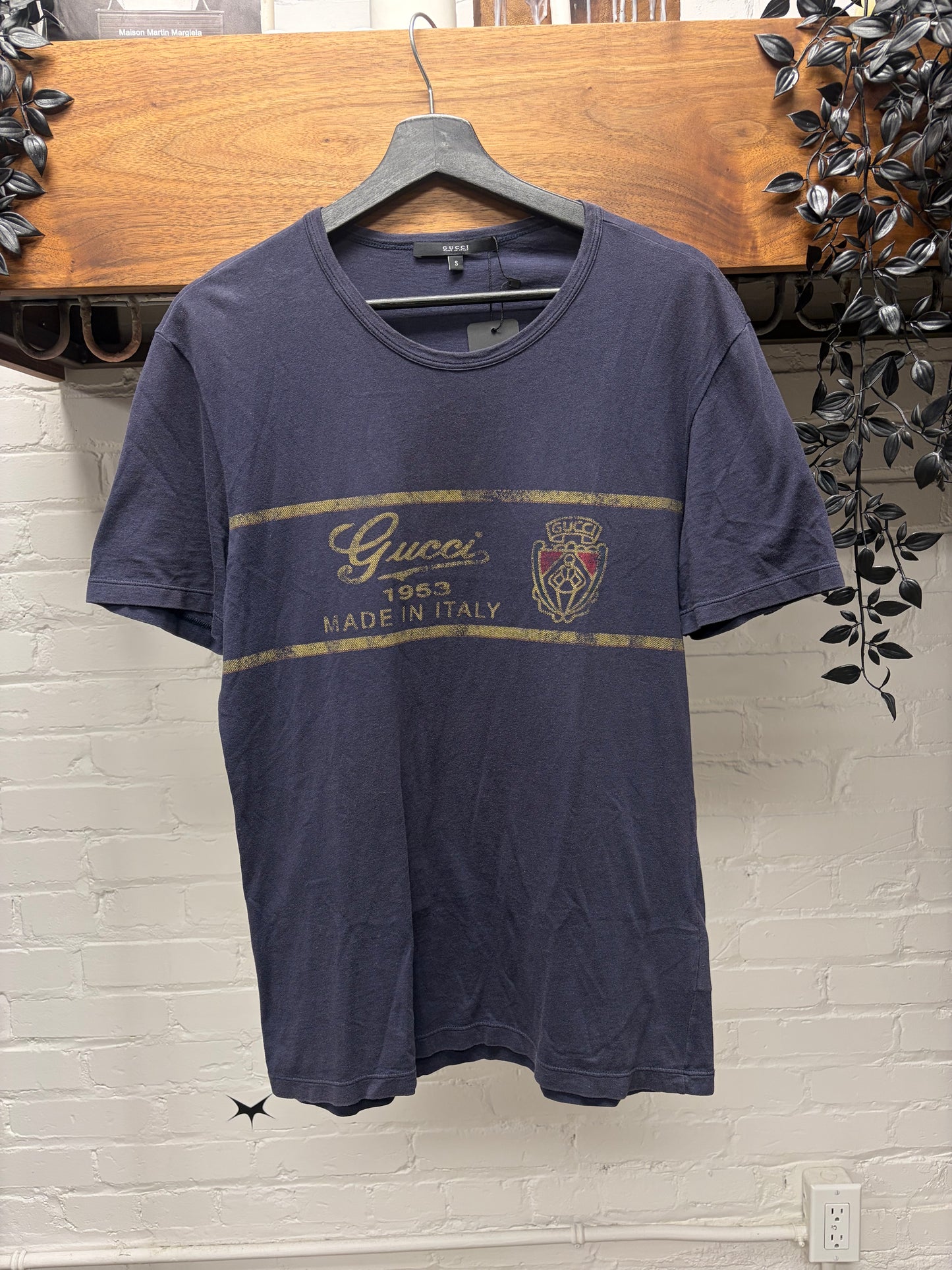 2000s Gucci Cursive Script Logo Blue Graphic T-Shirt