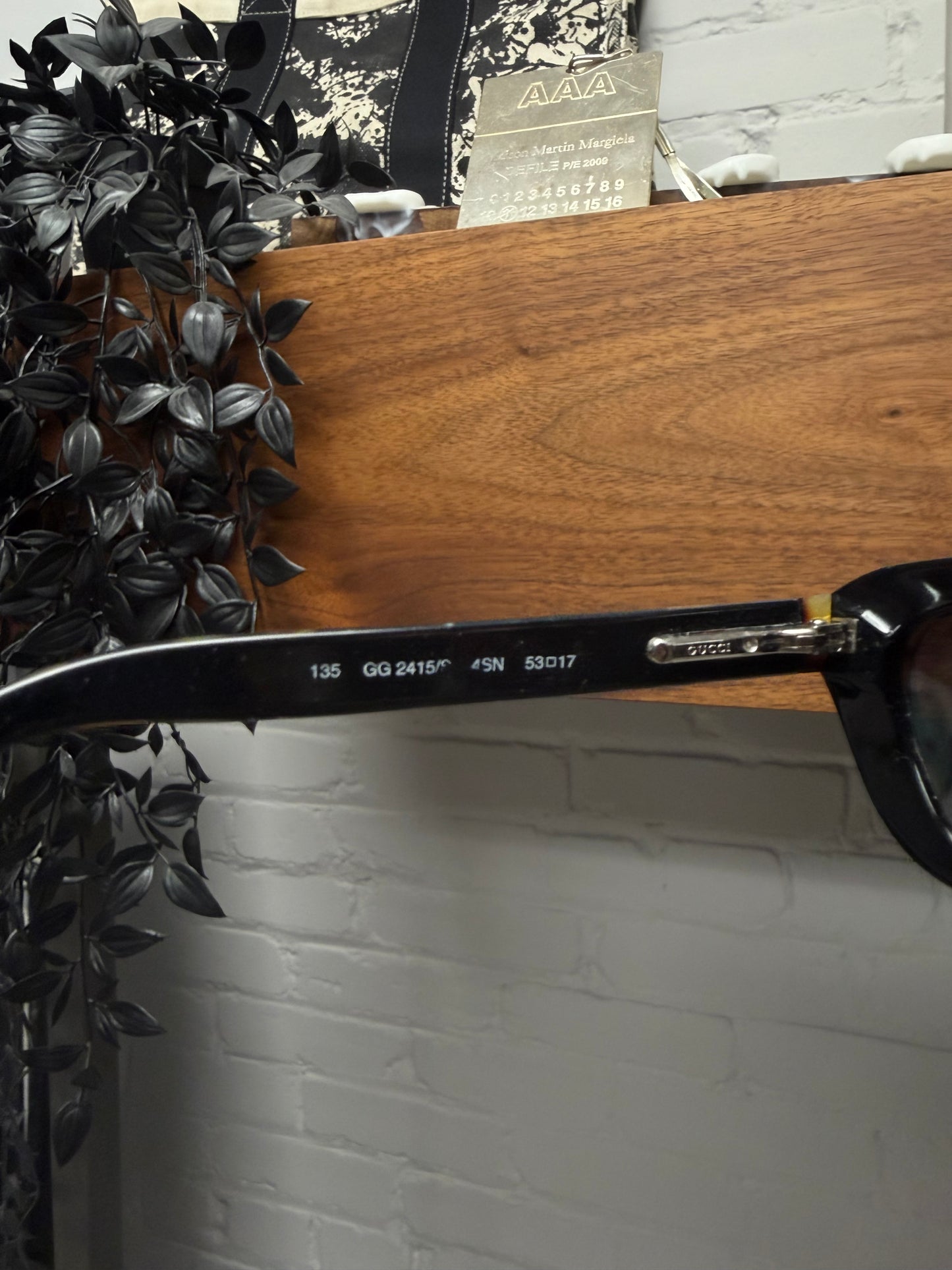 90s Gucci ‘Moda’ Tortoiseshell Brown Oval Sunglasses