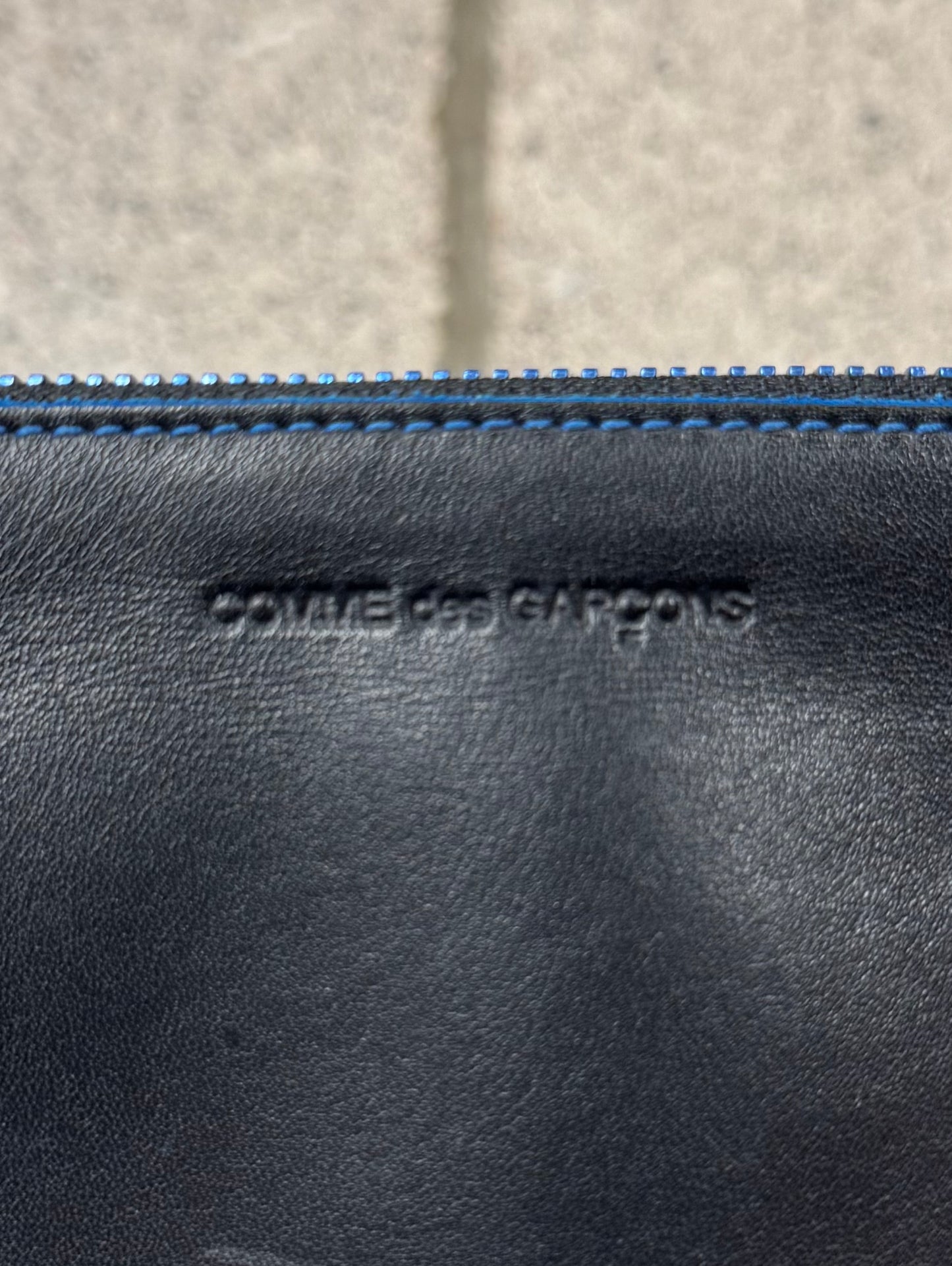 Comme Des Garçons Black/Blue Leather Zip Wallet