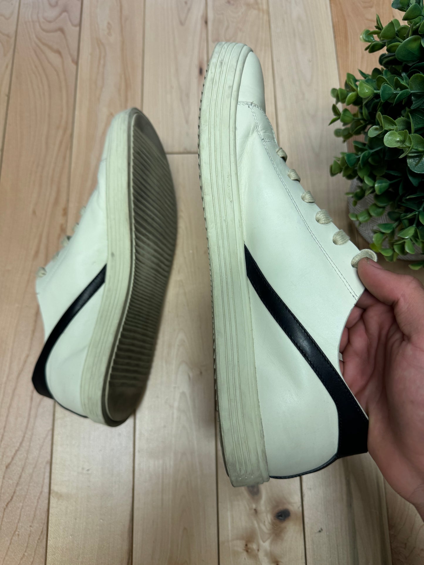 SS2017 Rick Owens ‘Geotrasher’ Cream/Black Low Top Leather Sneakers