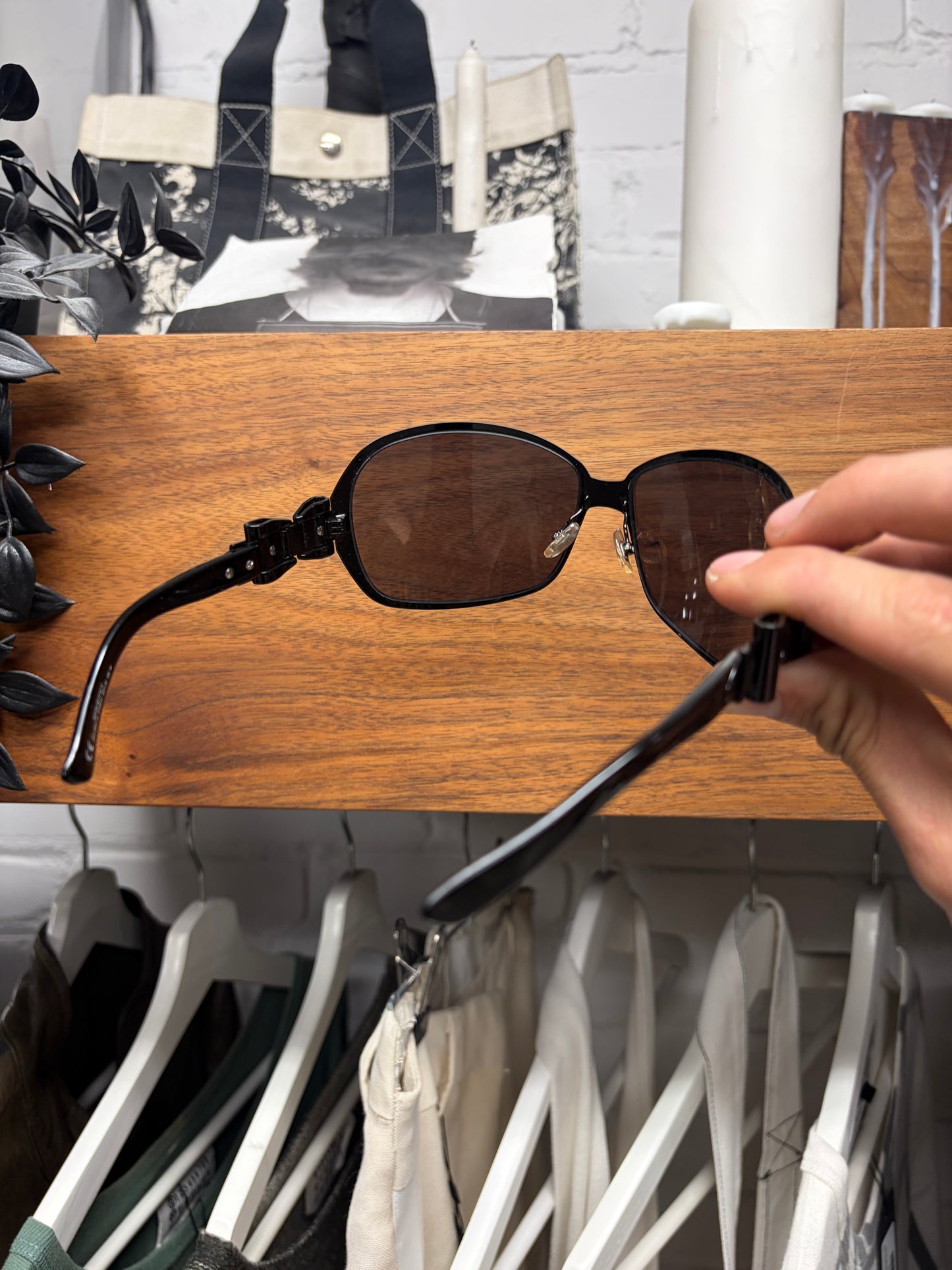 2000s Gucci Black ‘Horsebit Belt’ Oval Shape Sunglasses
