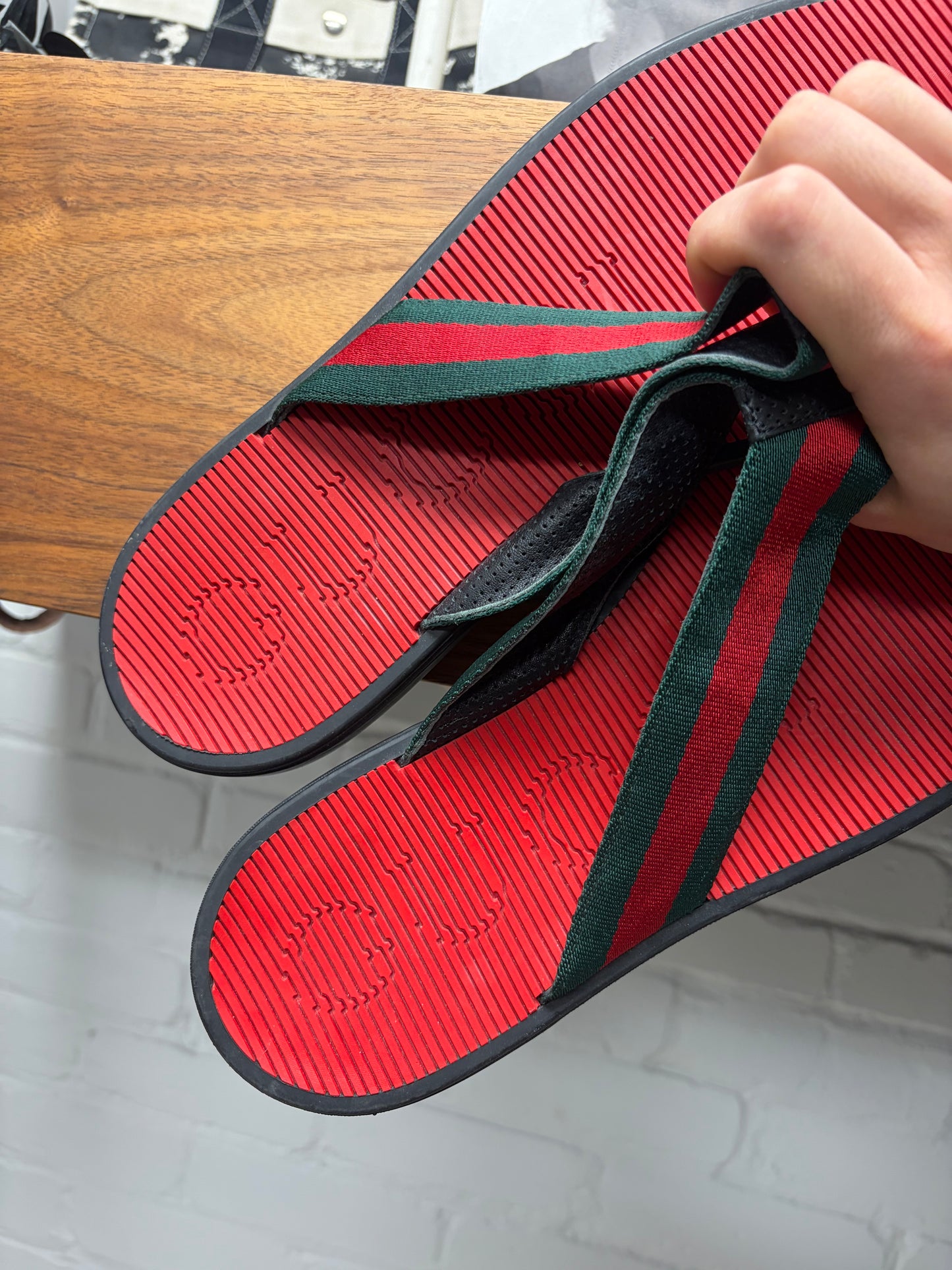 Gucci Mens Leather ‘Thong’ Sandals with Canvas Stripe