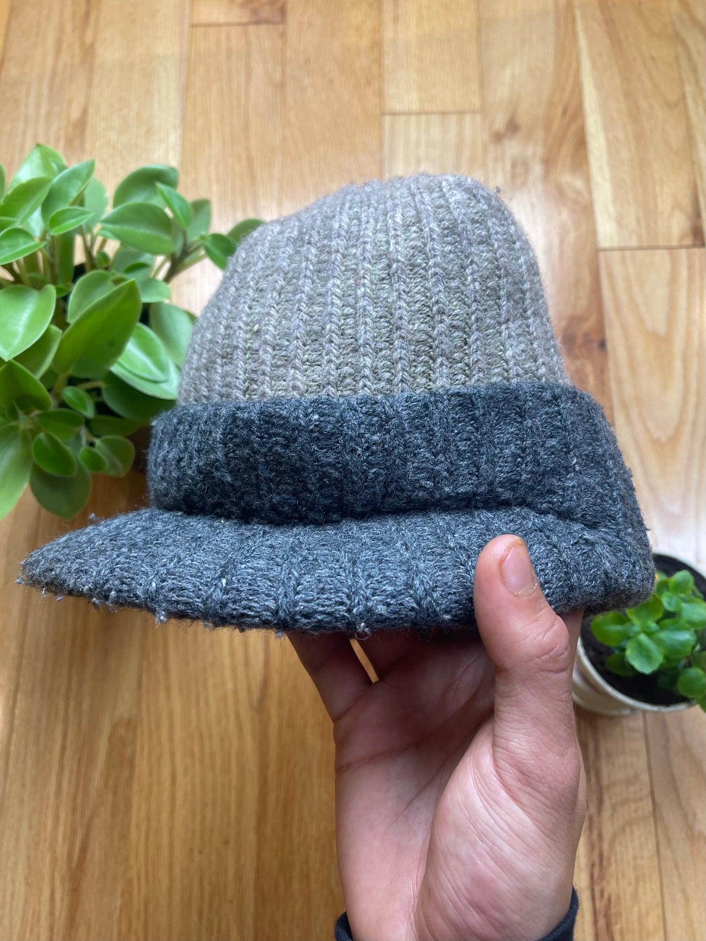 1998 Supreme ‘Patagonia’ Box Logo Wool Brim Beanie