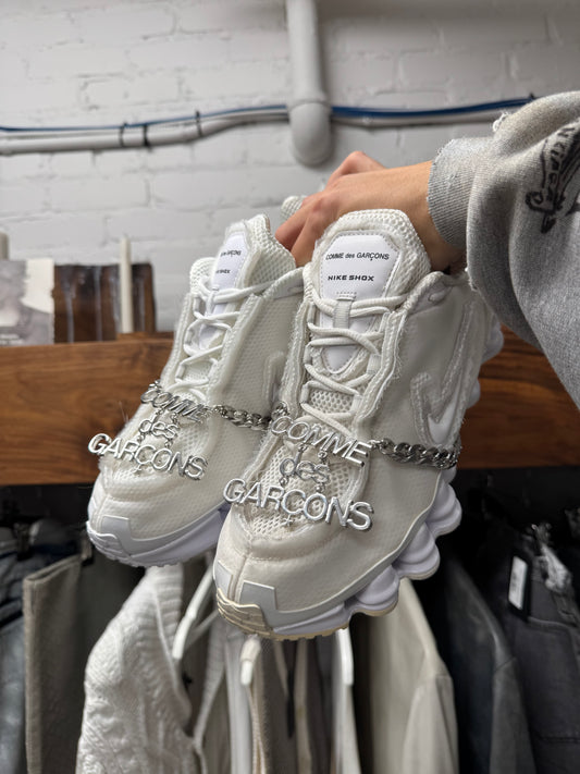 Comme Des Garçons x Nike ‘Shox’ White Low Top Sneakers