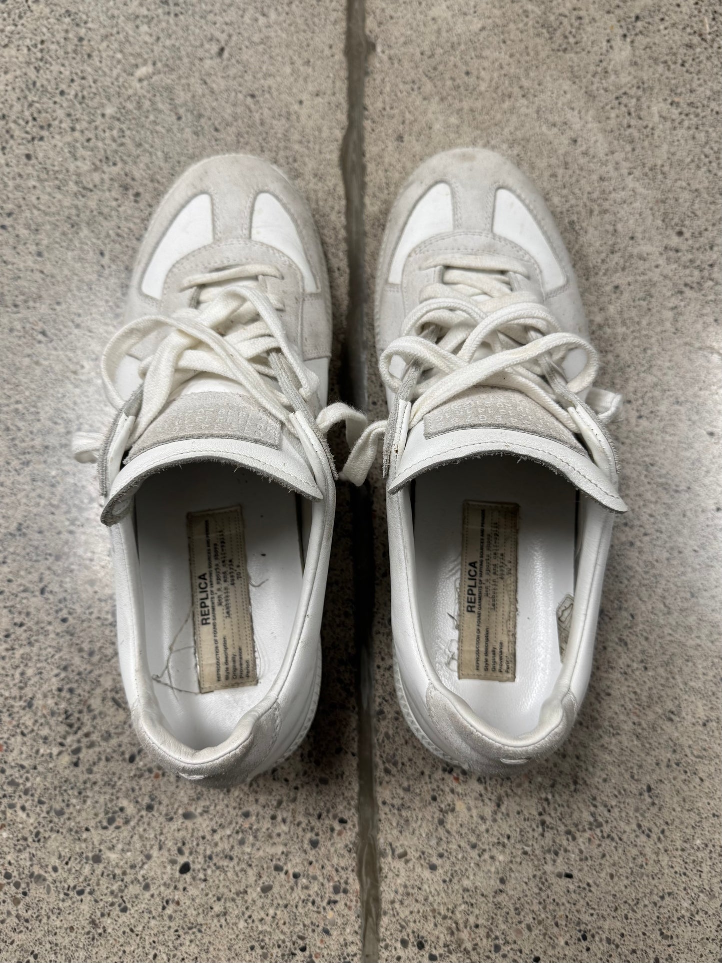 Maison Margiela Replica ‘G.A.T.’ Low Top Sneakers