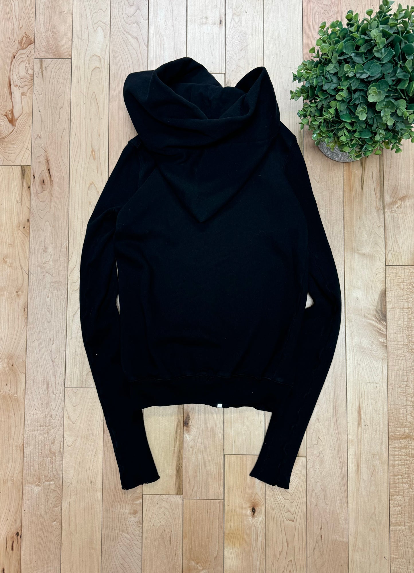 AW2017 Rick Owens ‘Mountain’ Side Zip Black Hoodie