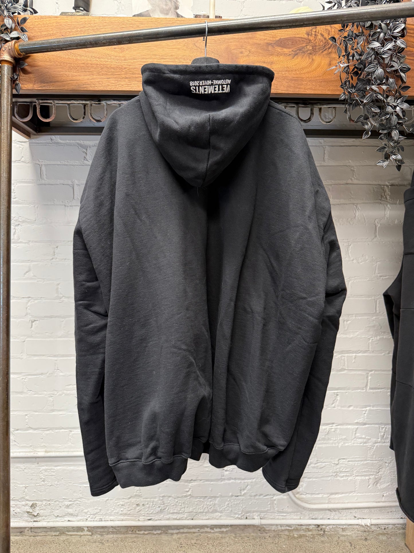 AW2018 Vetements ‘Titanic’ Split Graphic Zip-Up Hoodie