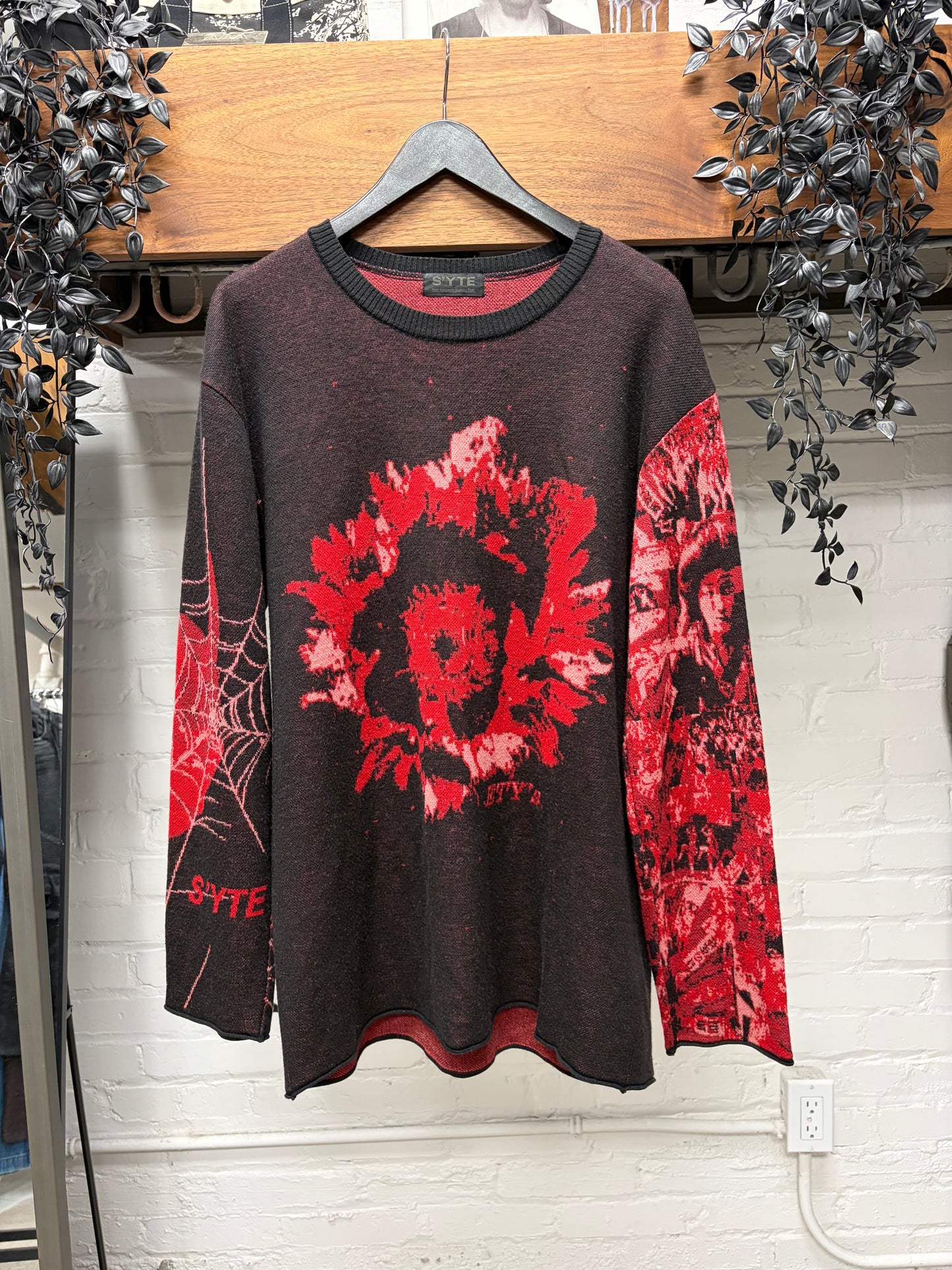 Yohji Yamamoto S’yte ‘Bloody Cat2’ Black/Red Knit Sweater