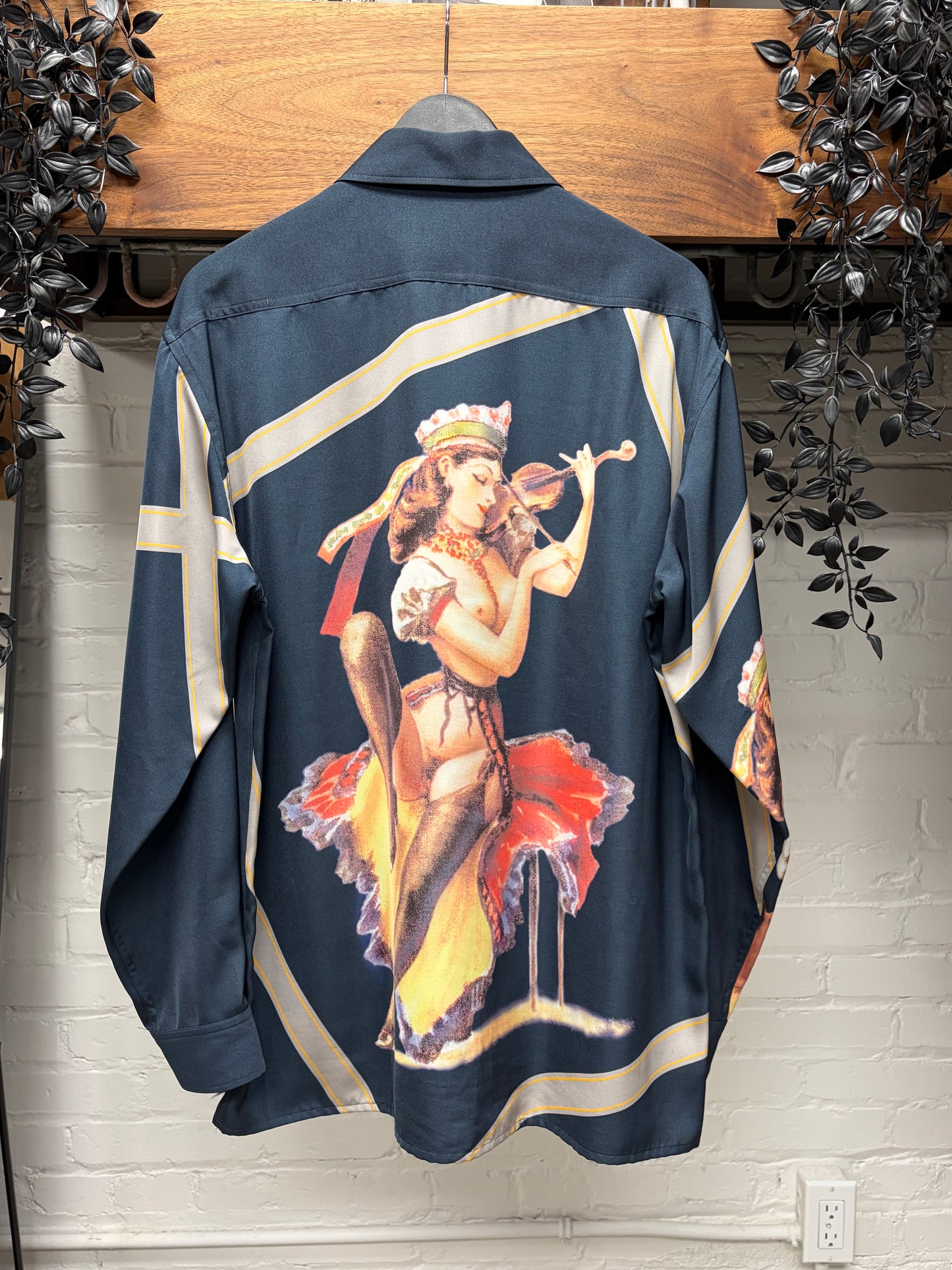 AW2001 Yohji Yamamoto Pour Homme ‘Pin-Up Girl’ Violinist Zip-Up Collared Shirt