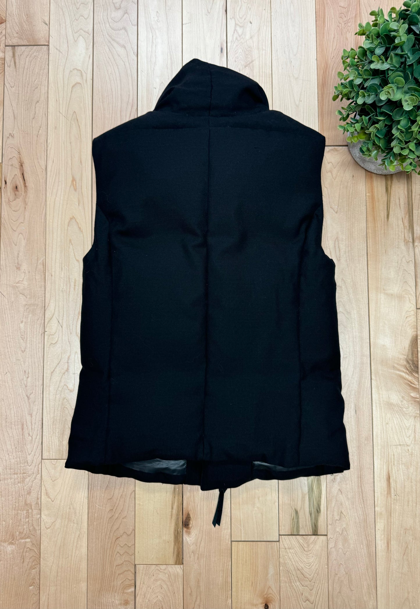 The Viridi-Anne Black Cross-Zip Puffer Vest