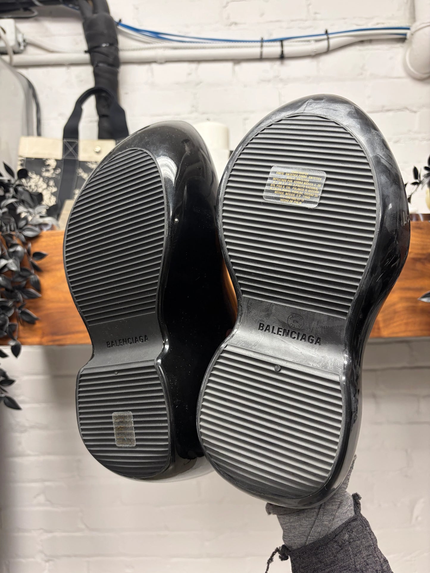 Balenciaga ‘Technoclog’ Shiny Effect Black Platform Mules