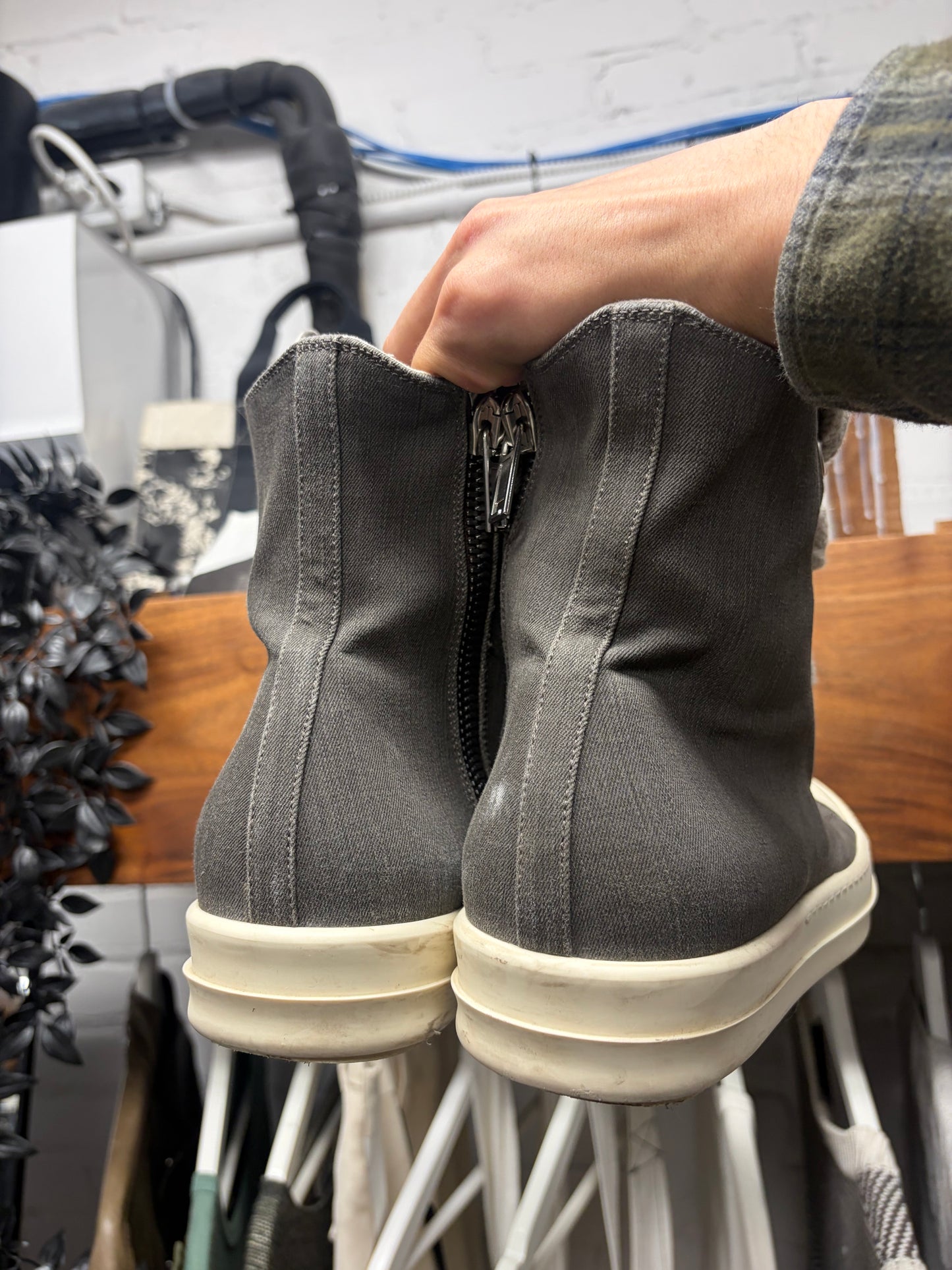 Rick Owens ‘Jumbo Lace’ Ramones Grey Canvas High Top Sneakers