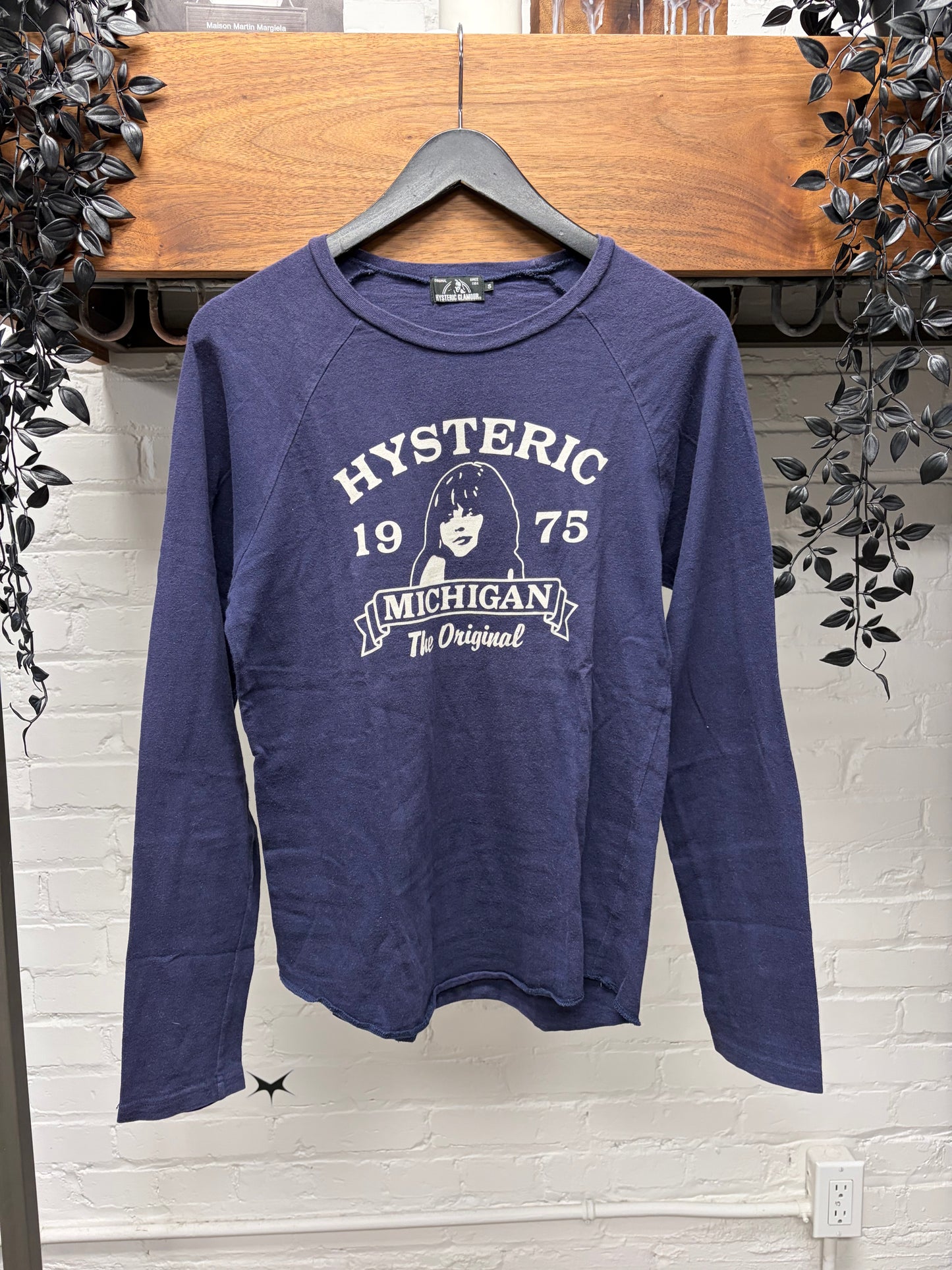 Hysteric Glamour Vintage Inspired ‘Michigan 1975’ Crest Logo Long Sleeve