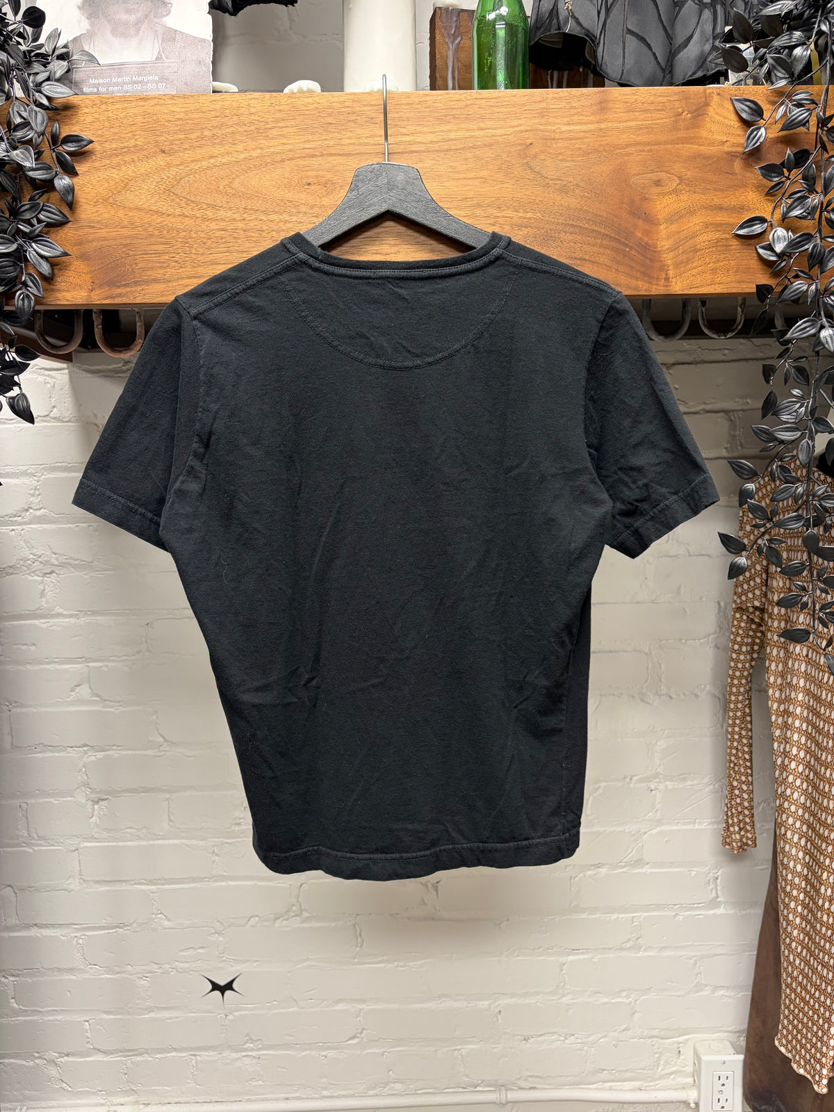 SS1997 Gucci by Tom Ford GG Interlock’ Embroidered Chest Logo Black Short Sleeve T-Shirt