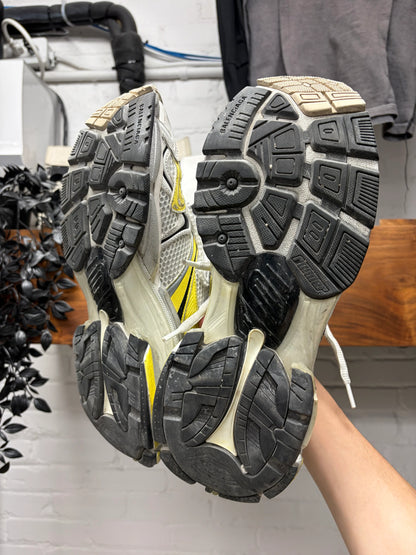 Balenciaga ‘Runner’ White/Yellow Low Top Sneakers
