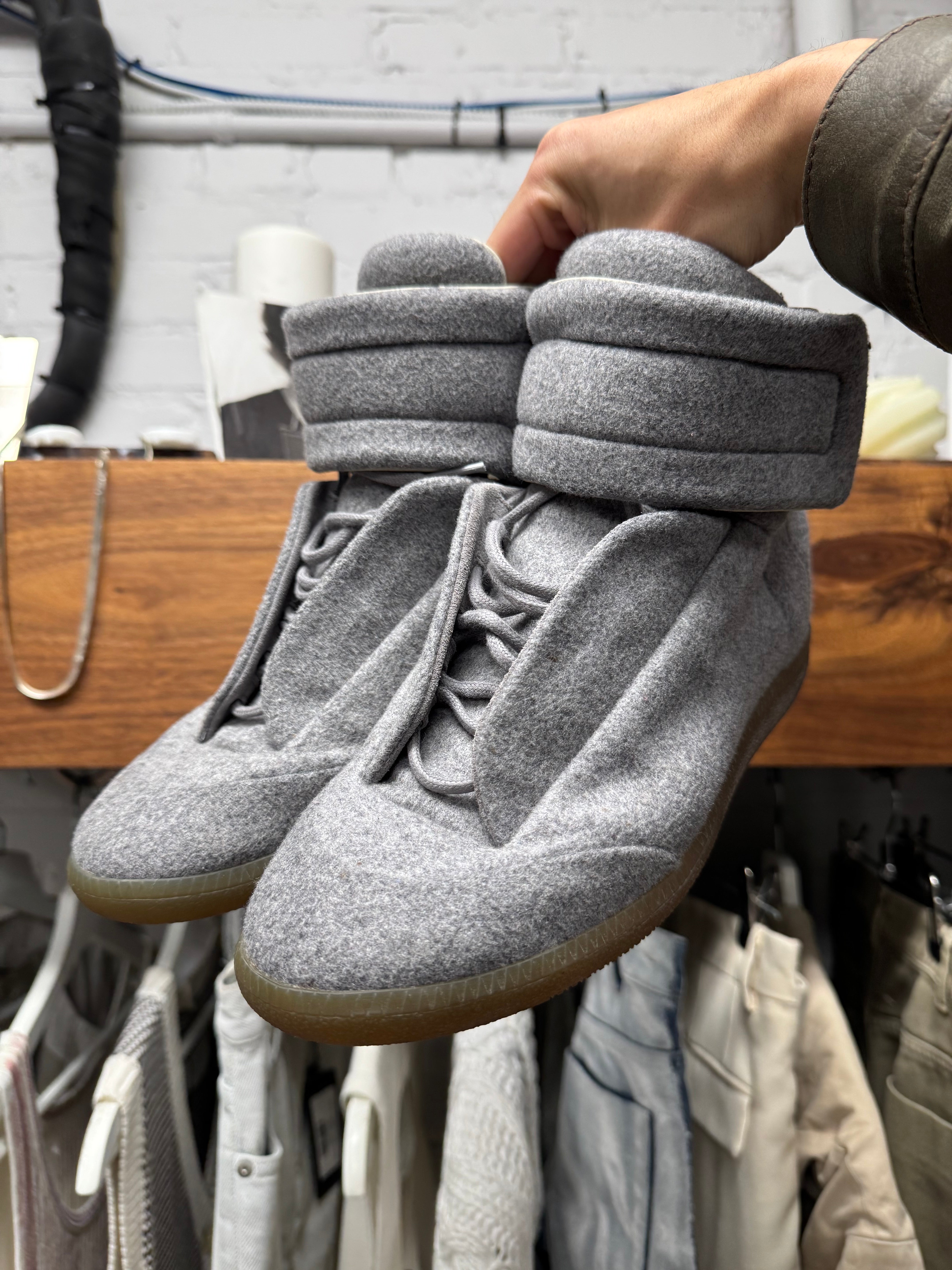 靴 maison Margiela future high Maison Margiela 'Future' Grey Wool/Gum Sole High Top Sneakers