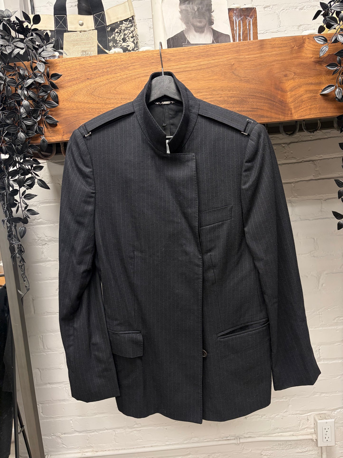 Vintage Gucci by Tom Ford High Neck Cotton Pinstripe Blazer/Straight Jacket
