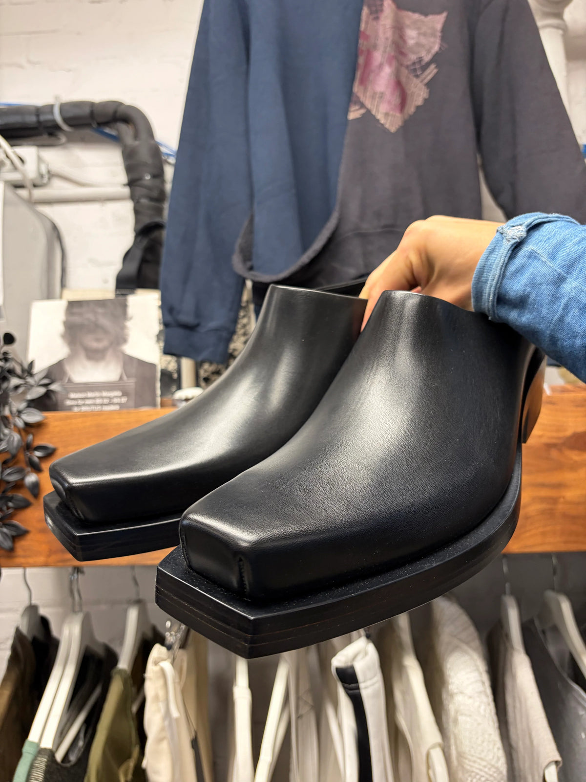 SS2024 Balenciaga ‘Romeo’ Pointed Toe Leather Mules