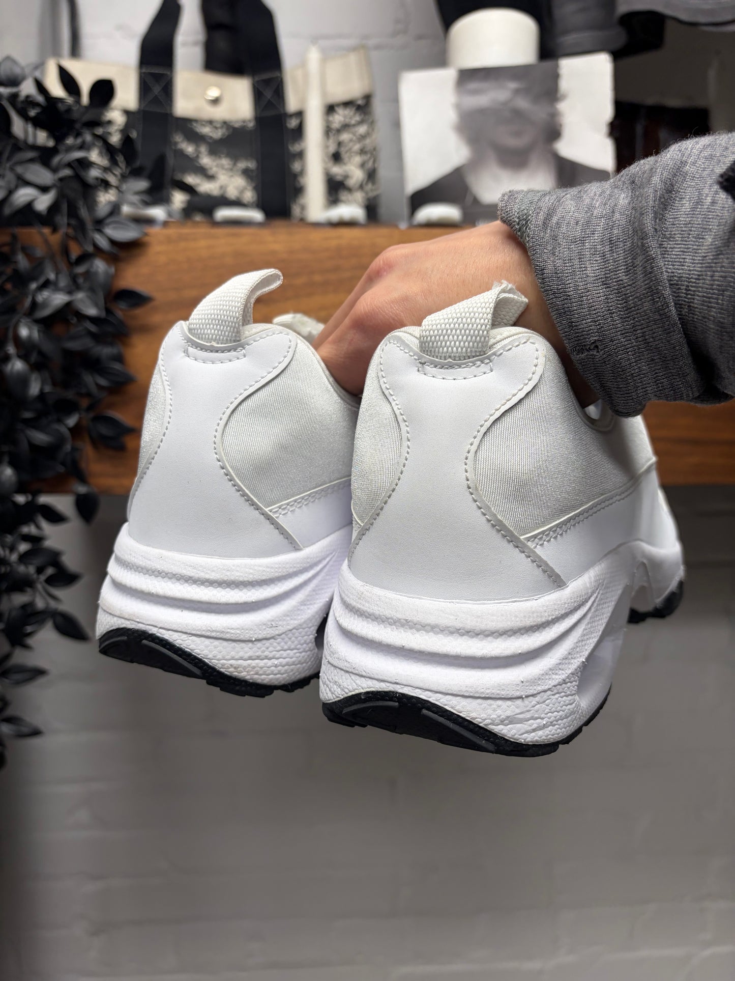 Comme Des Garçons Homme Plus x Nike Air Max Sunder SP Low Top Sneakers